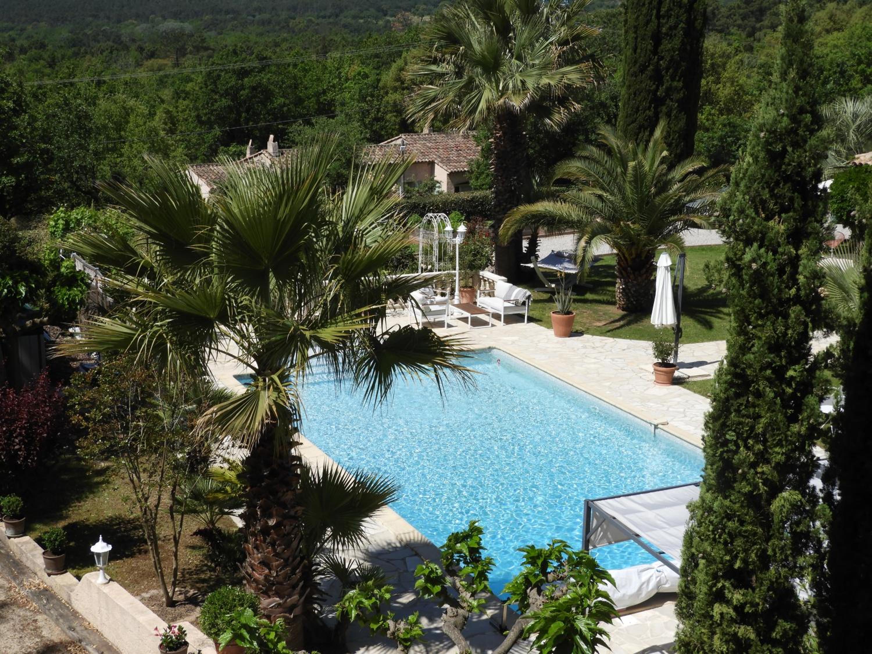 Lou Relambi view 3