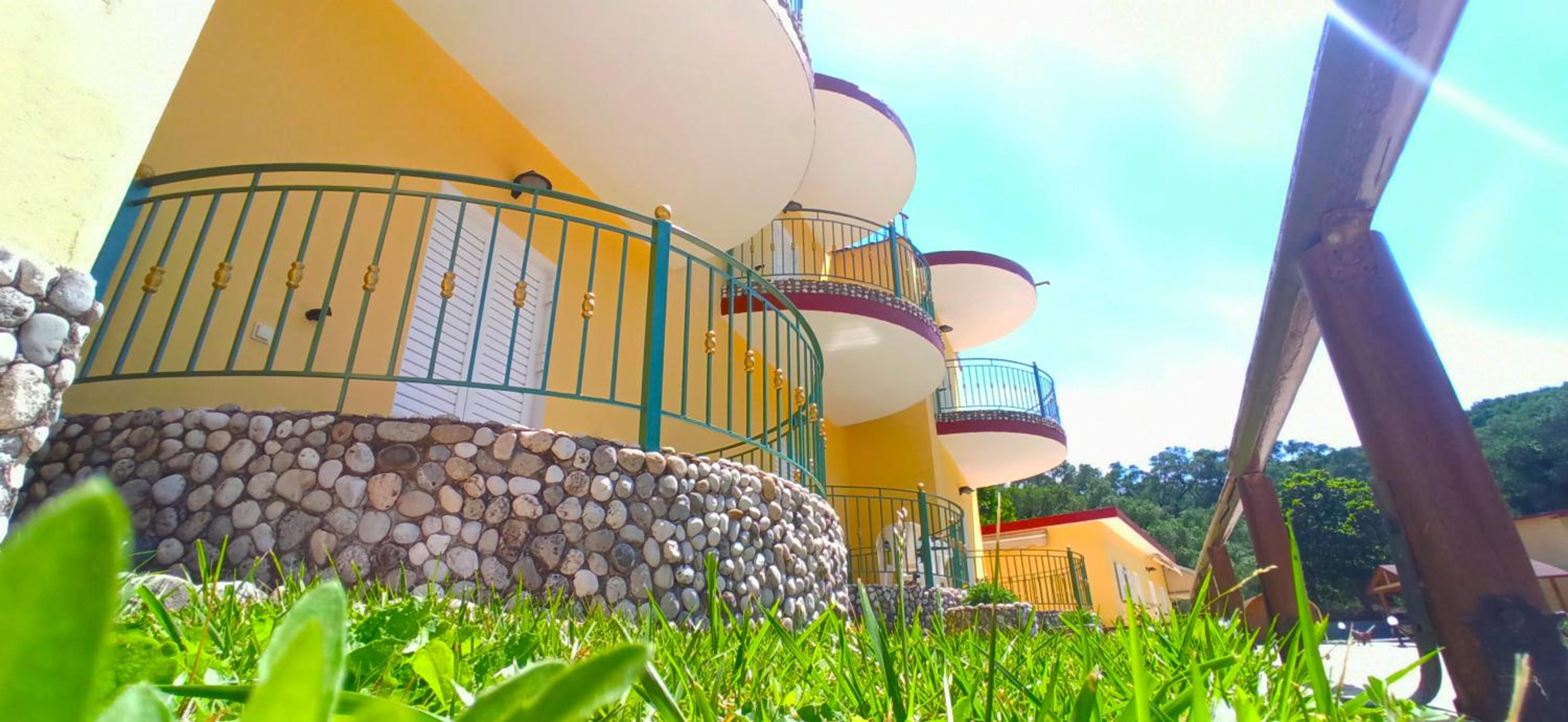 Villa Perkemes Apartments Parga