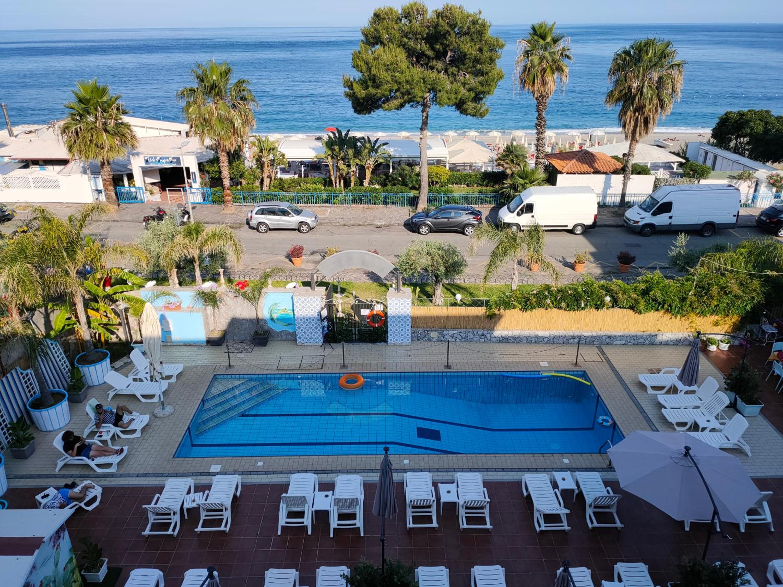 Taormina by the sea view 3