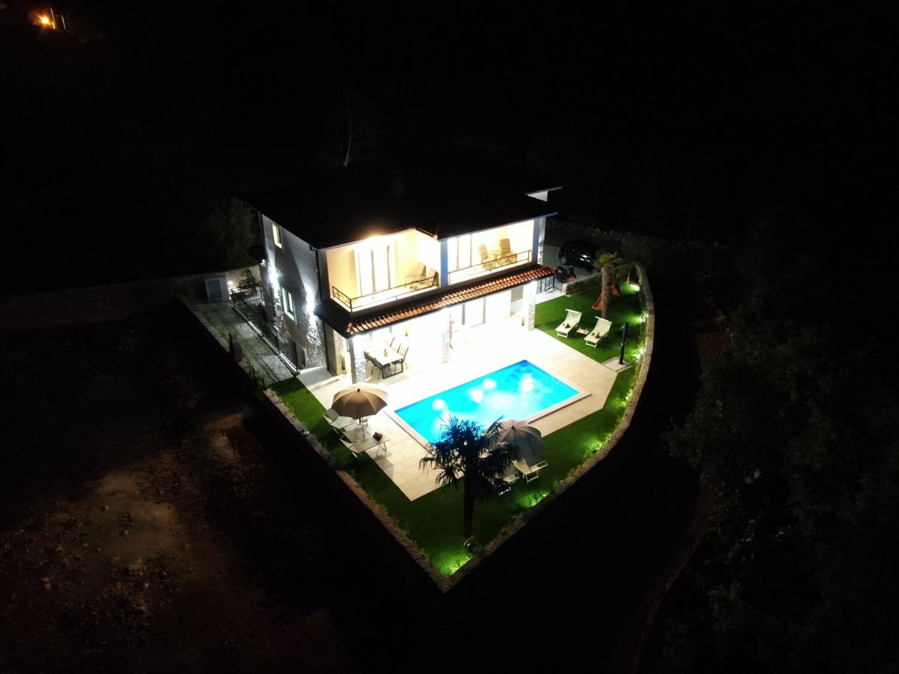 Luxury Villa Sara in Malinska view 3