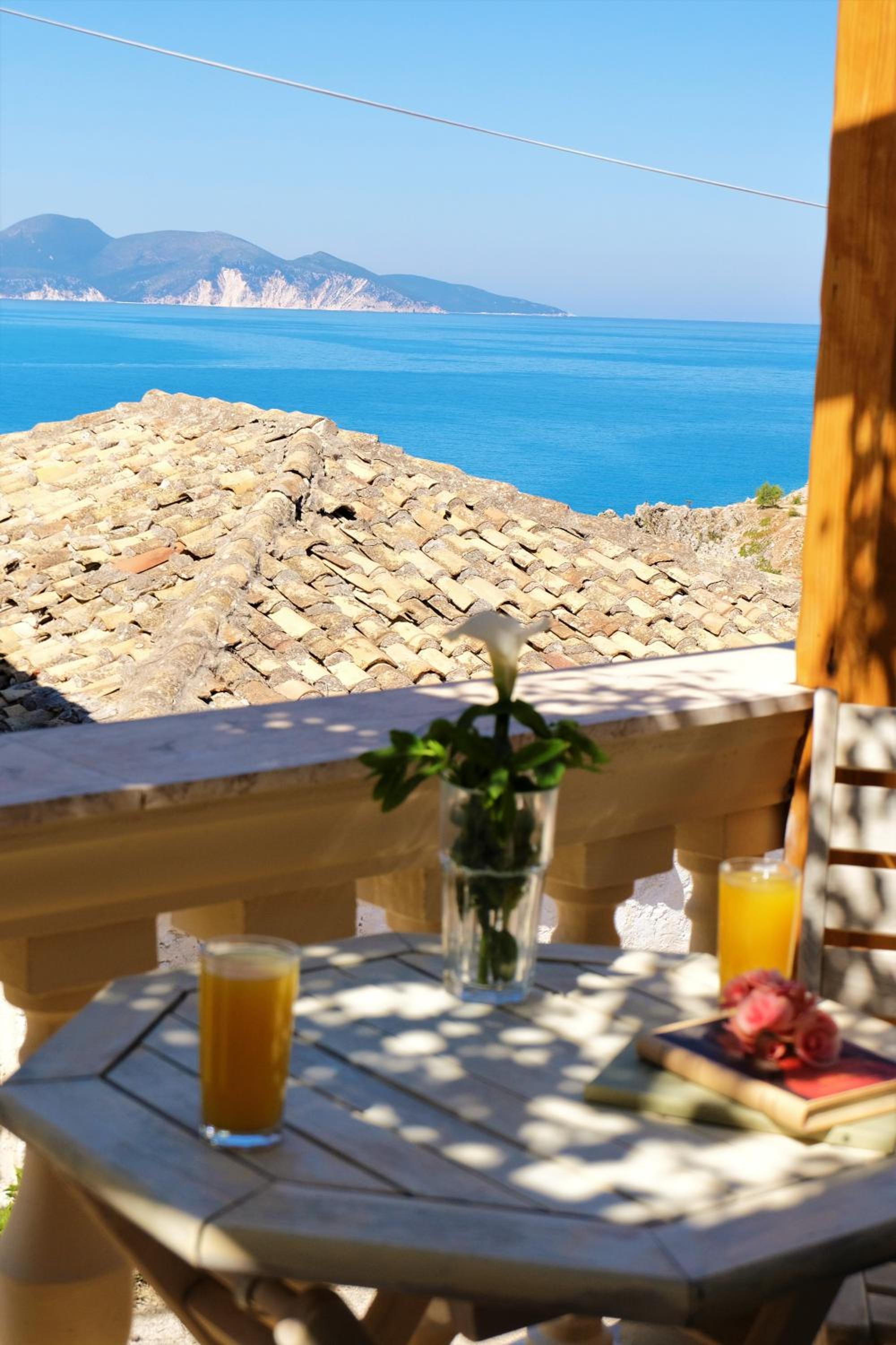 REMVI Apartments Assos
