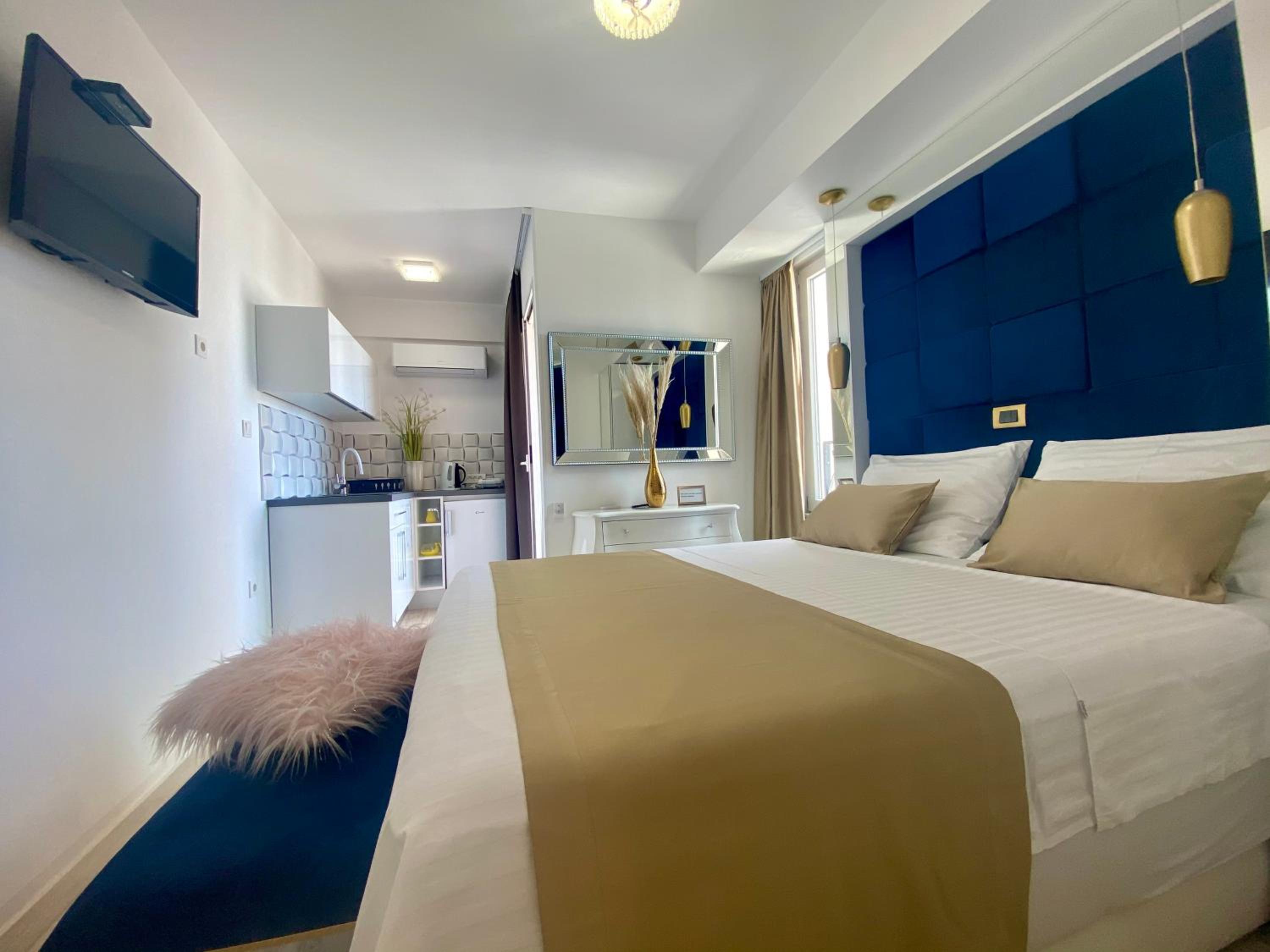 Luxury Studio apartment Marinovic view 5