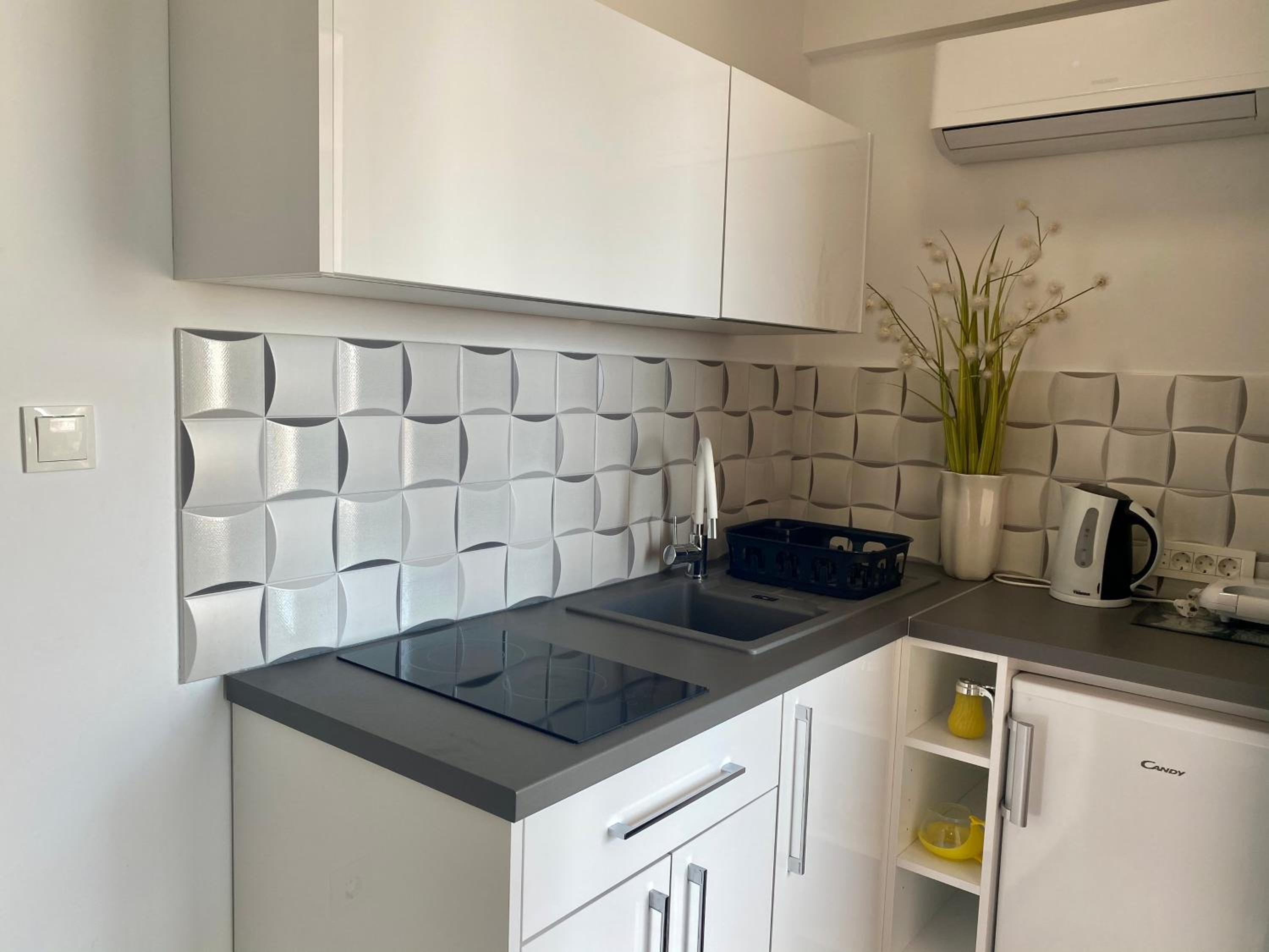 Luxury Studio apartment Marinovic view 3