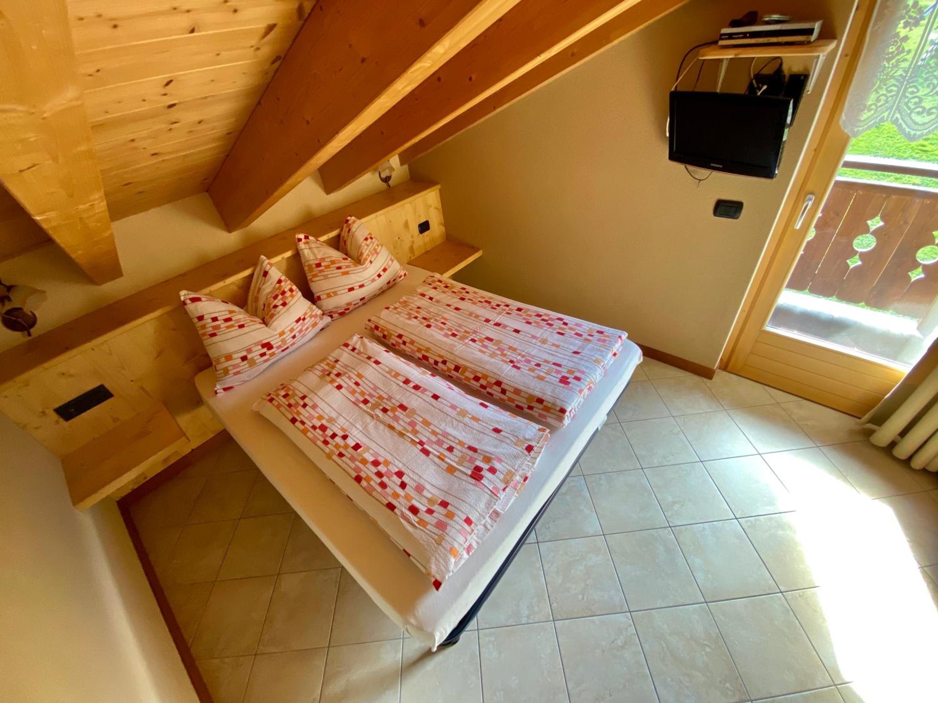 Photo 47