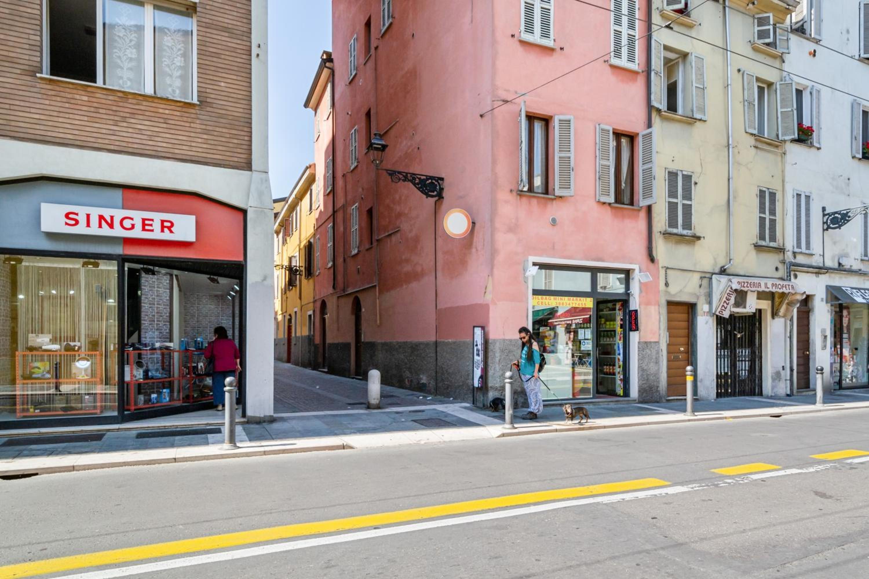 Parma Oltretorrente Cozy Minihouse photo 4