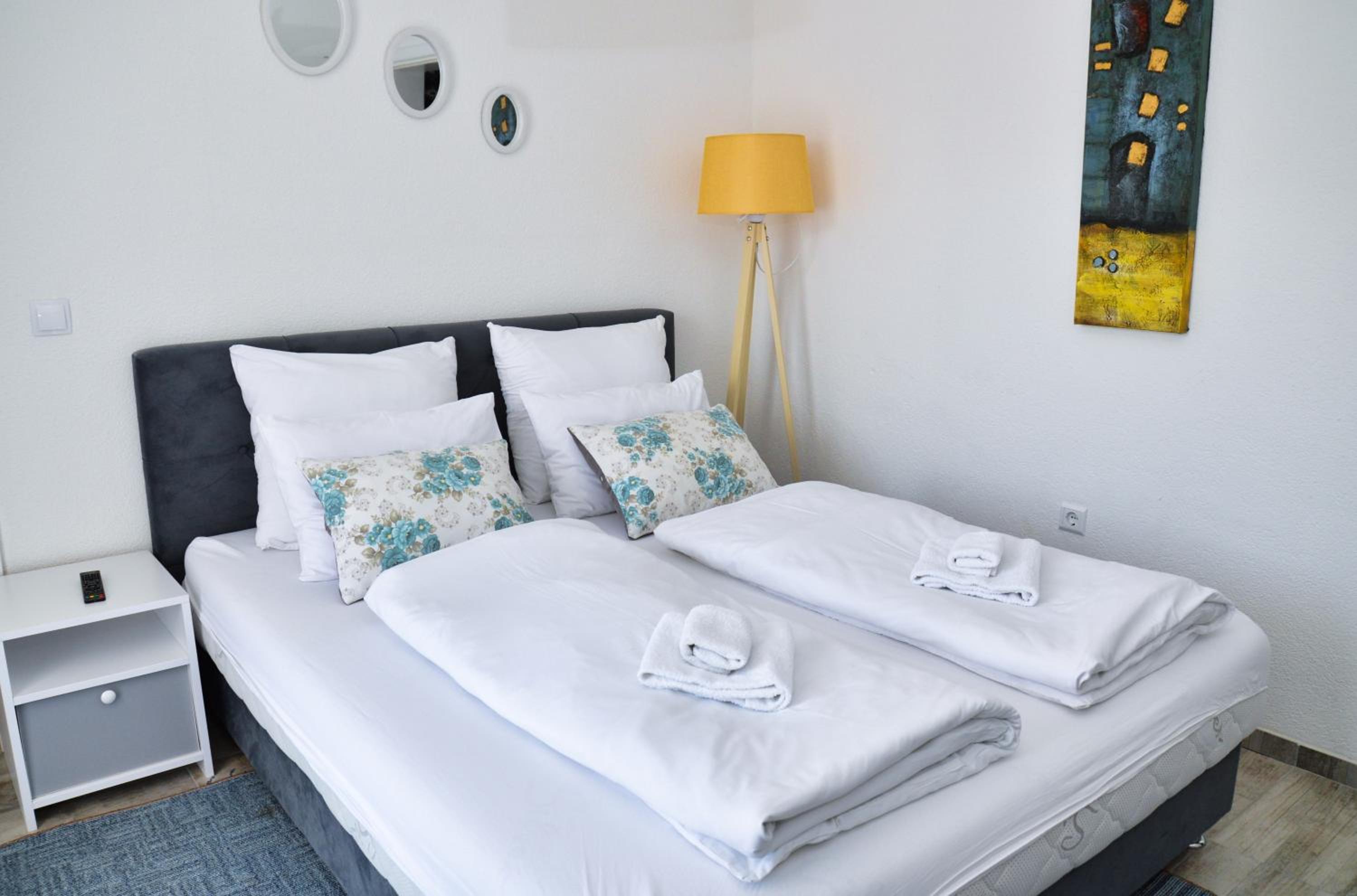 Guesthouse Marivo view 3