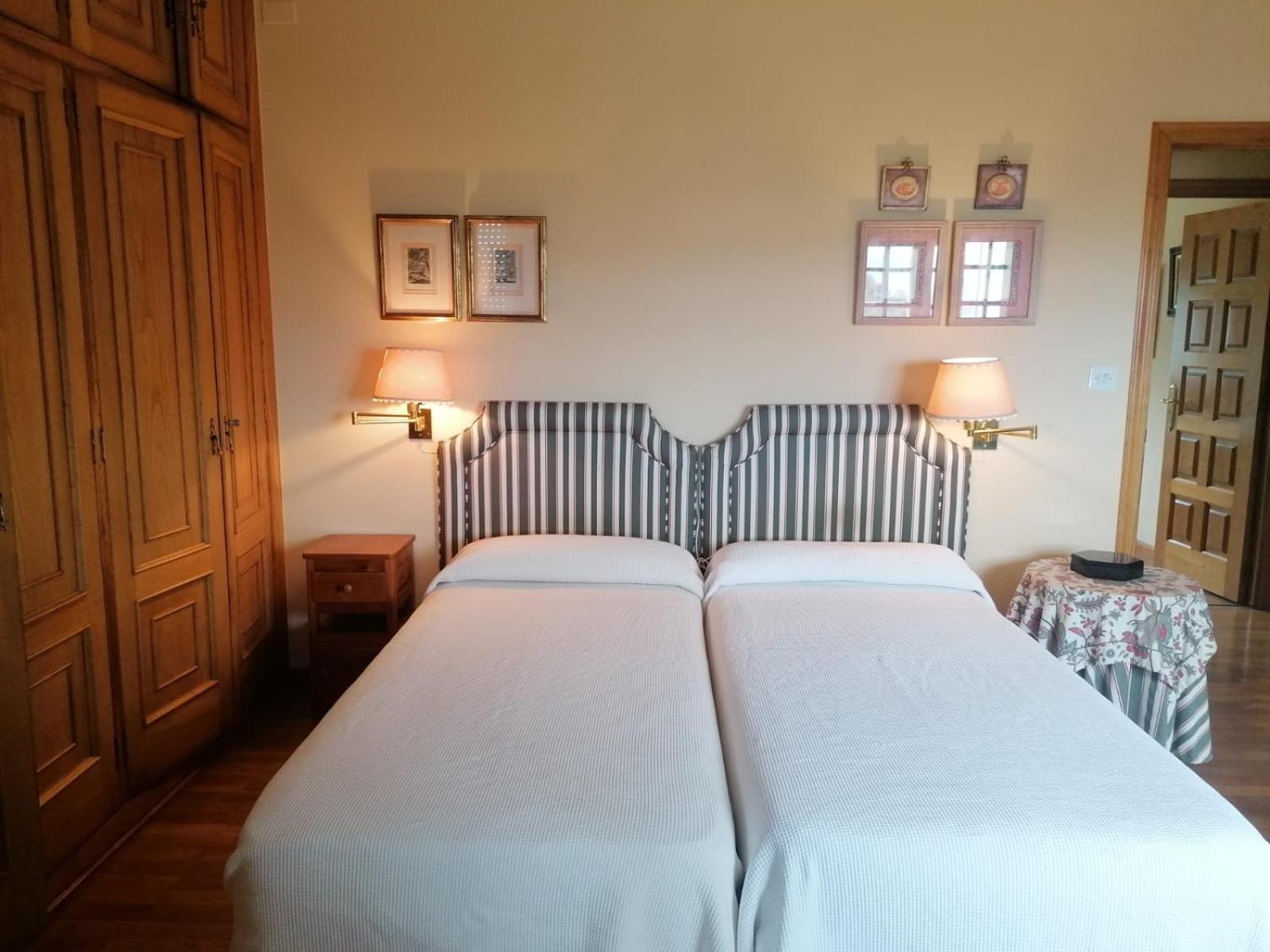 Casa del baile view 4