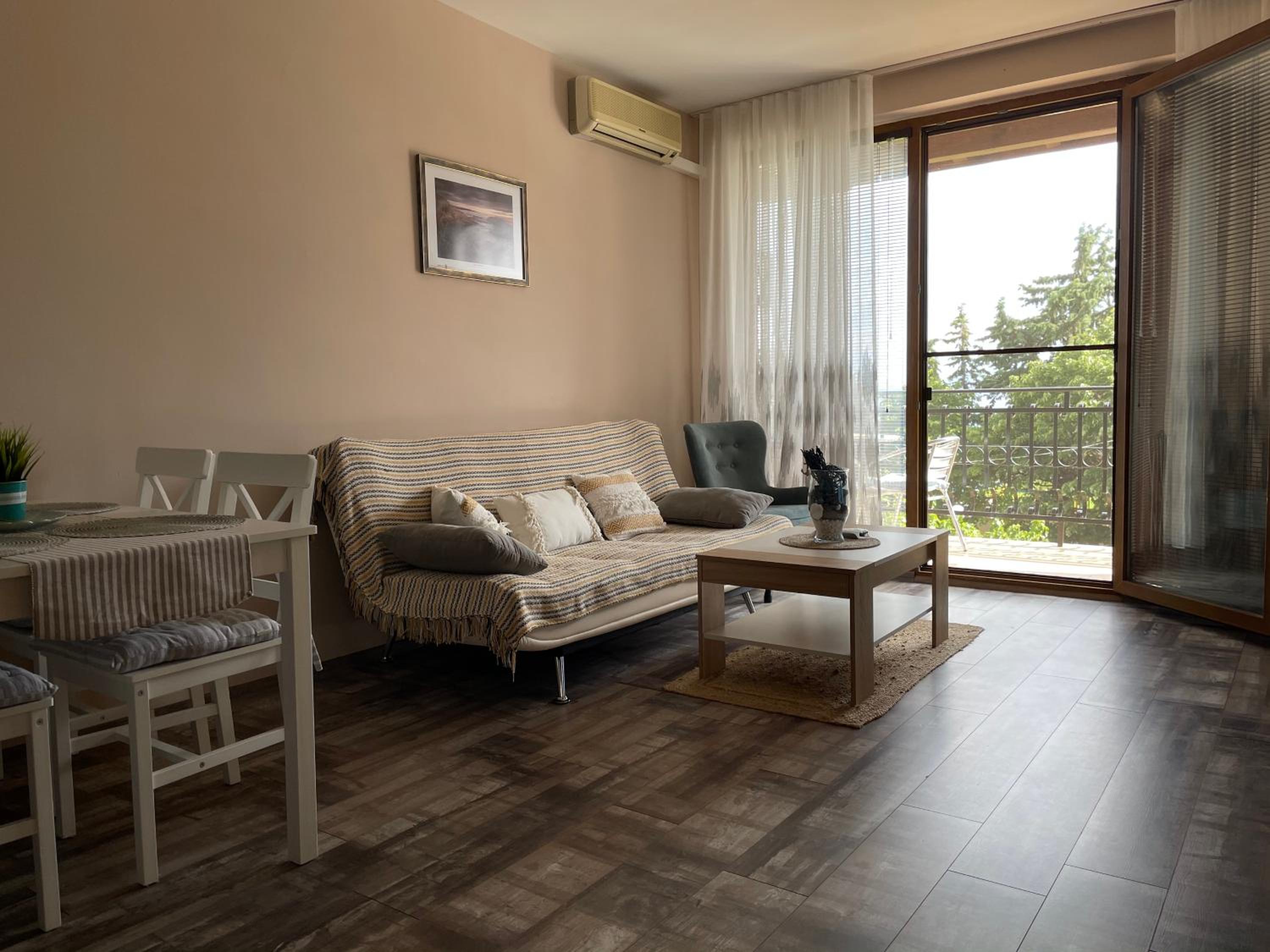 Briz MK Apartment