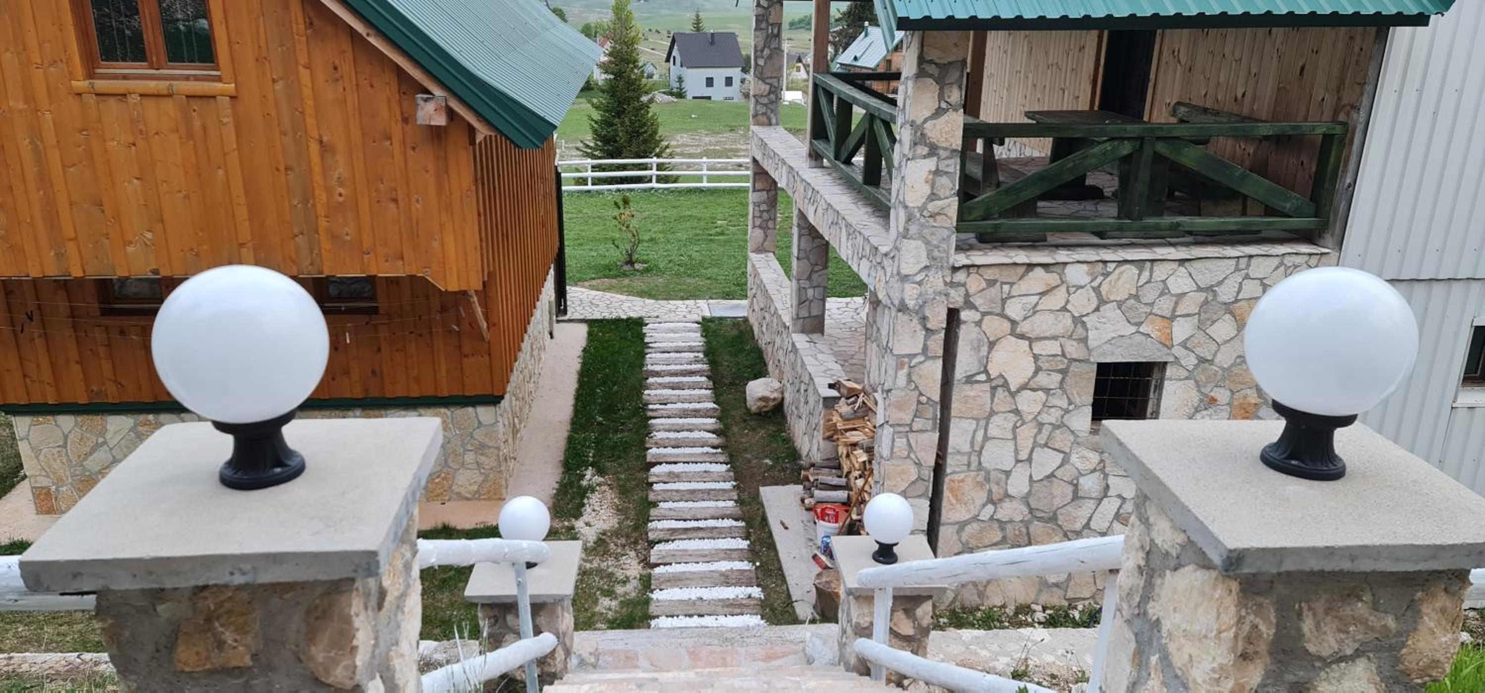 Photo 48