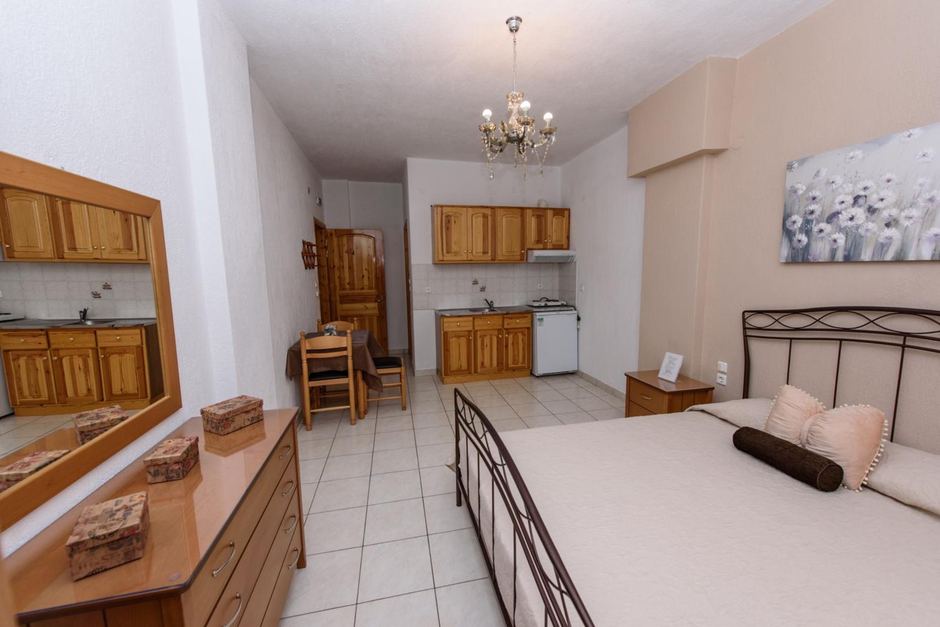 Hotel Anthemis - Image 1