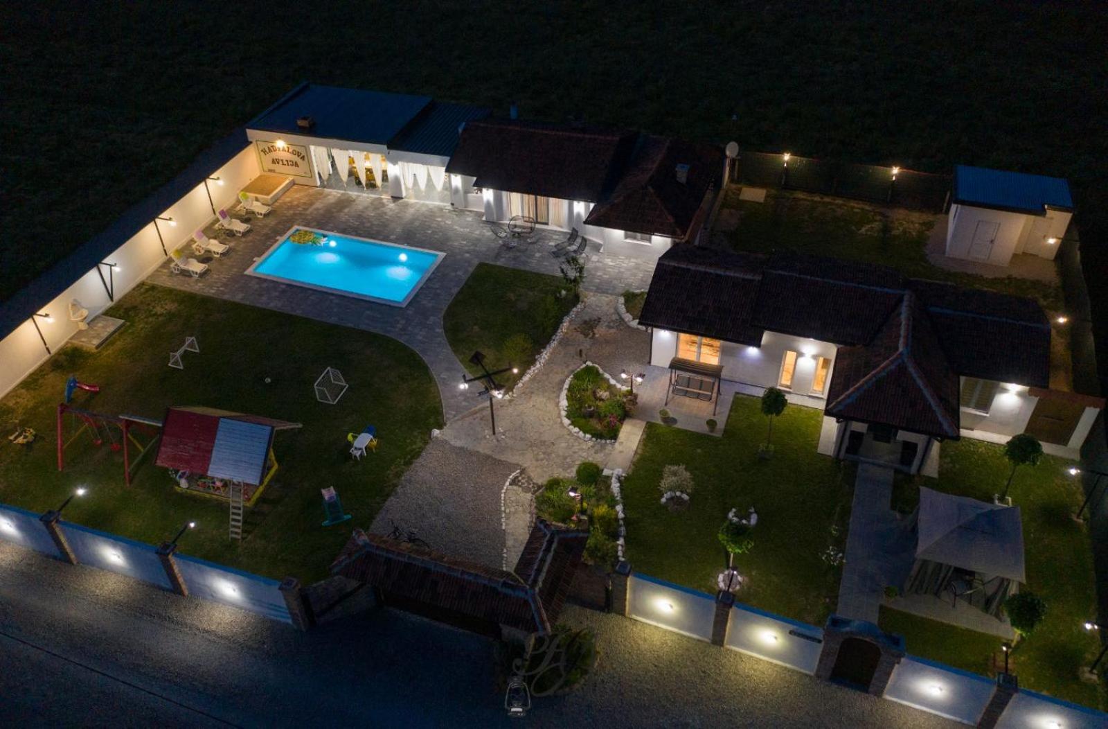 Family estate Hadžalova avlija