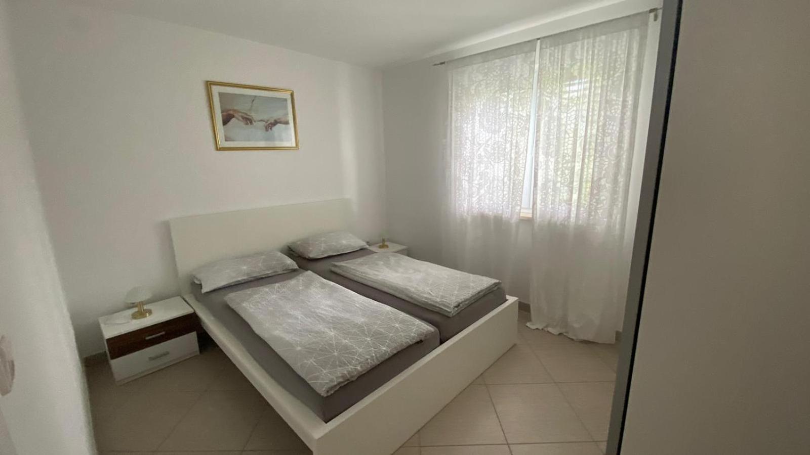 Vila Luca island KRK / Malinska view 5