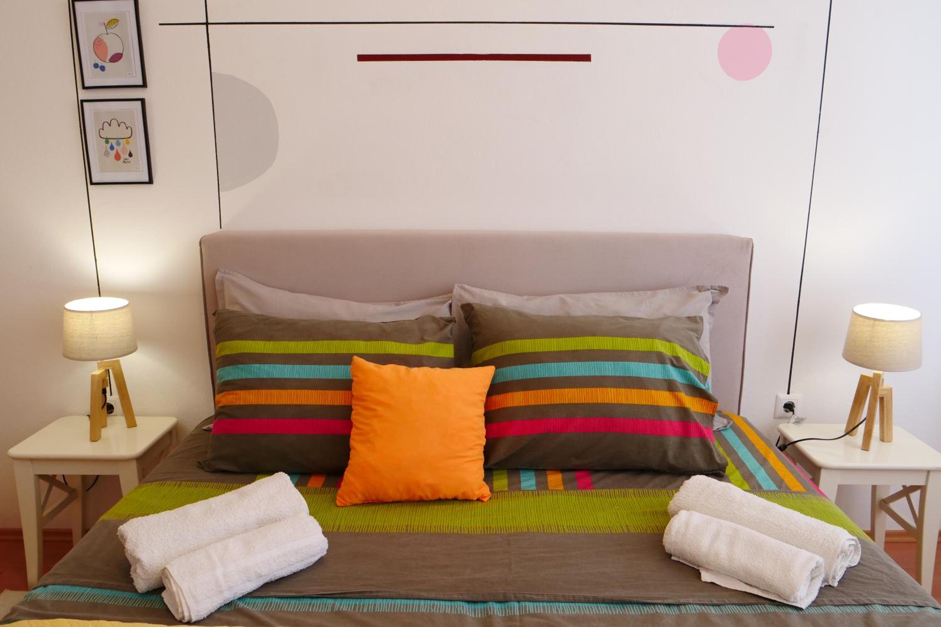 Apartment and Rooms Vilma