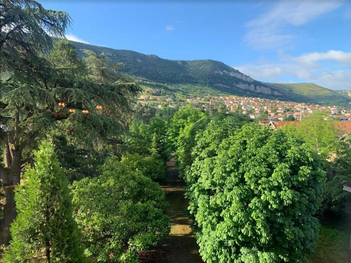 Domaine des Ondes view 2