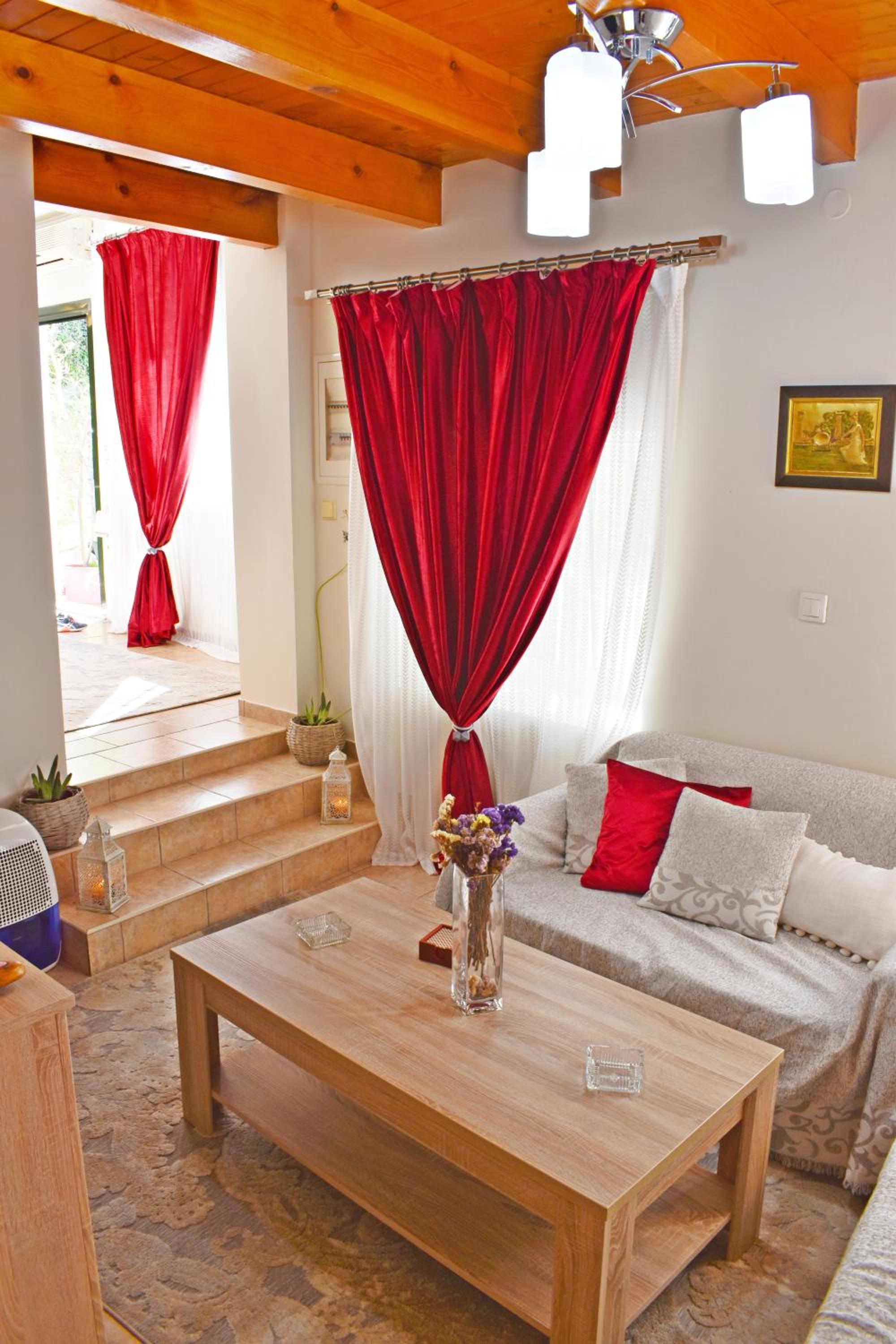 Marilou's Cottage view 2