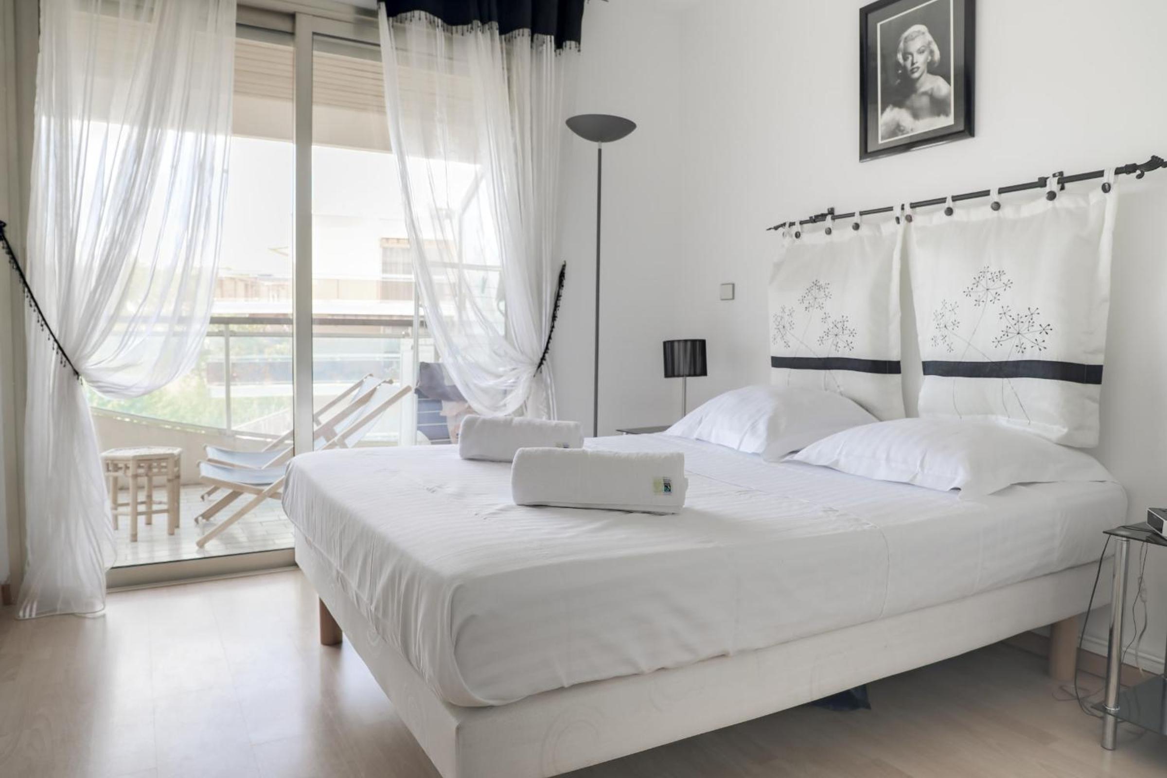 IMMOGROOM - 2 BR- Bright - Terrace - Wifi - Air conditioning photo 2