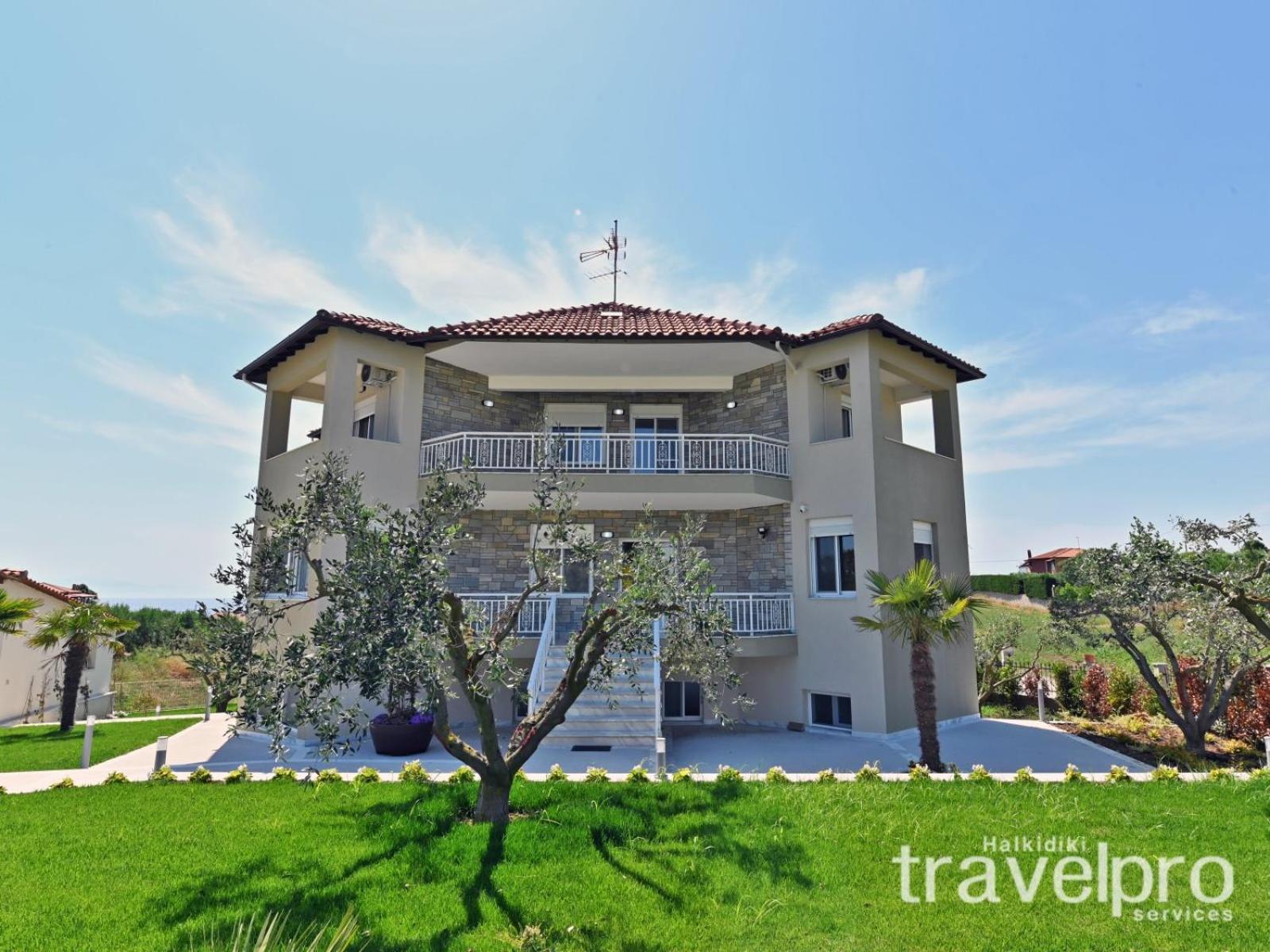 Villa Zeria by RentalsPro - Nea Potidaia Halkidiki