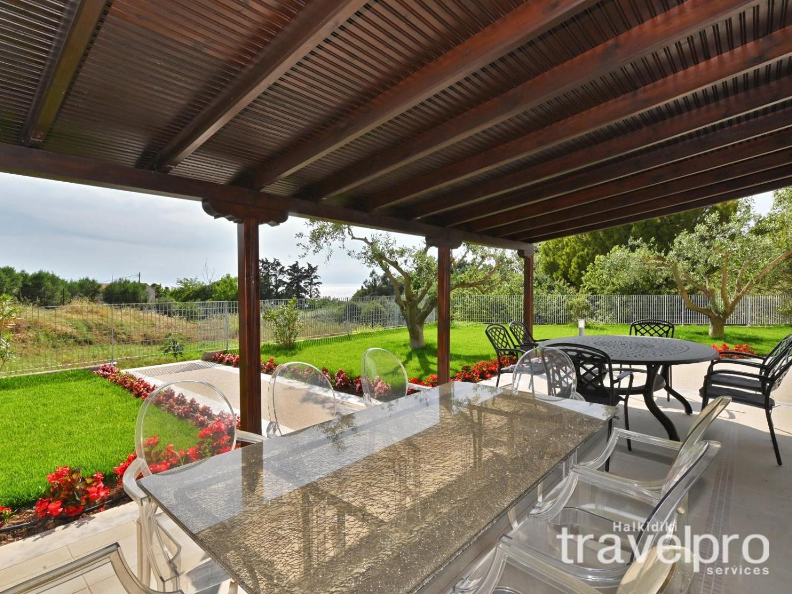 Villa Zeria by RentalsPro - Nea Potidaia Halkidiki