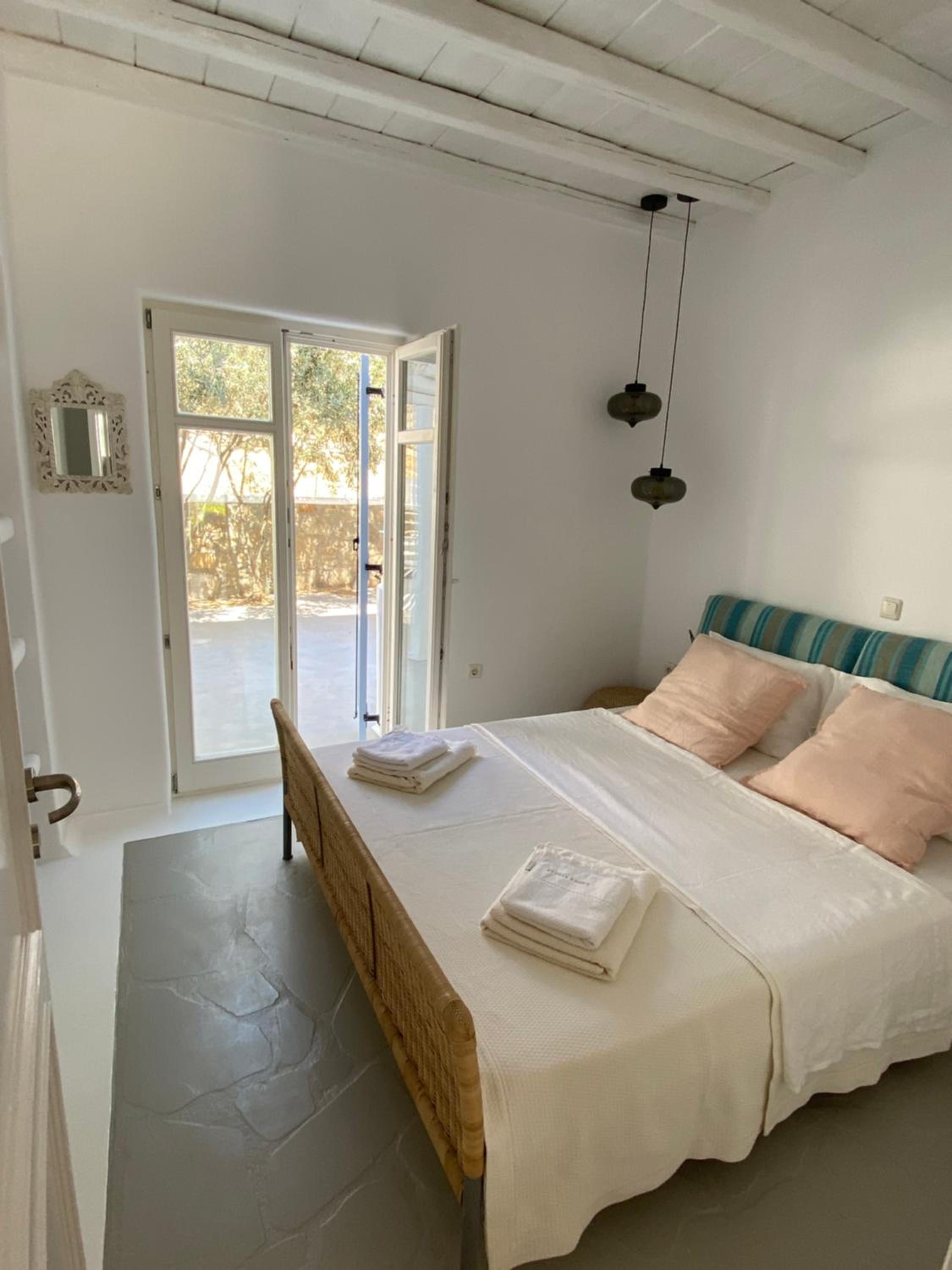 Ornos luxurious house photo 4
