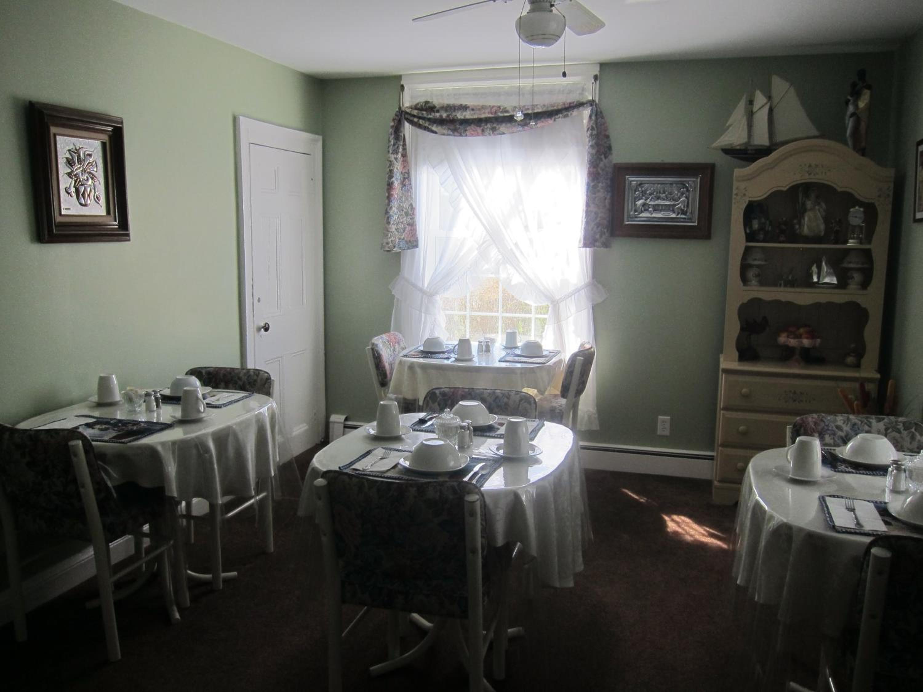 Summers Country Inn