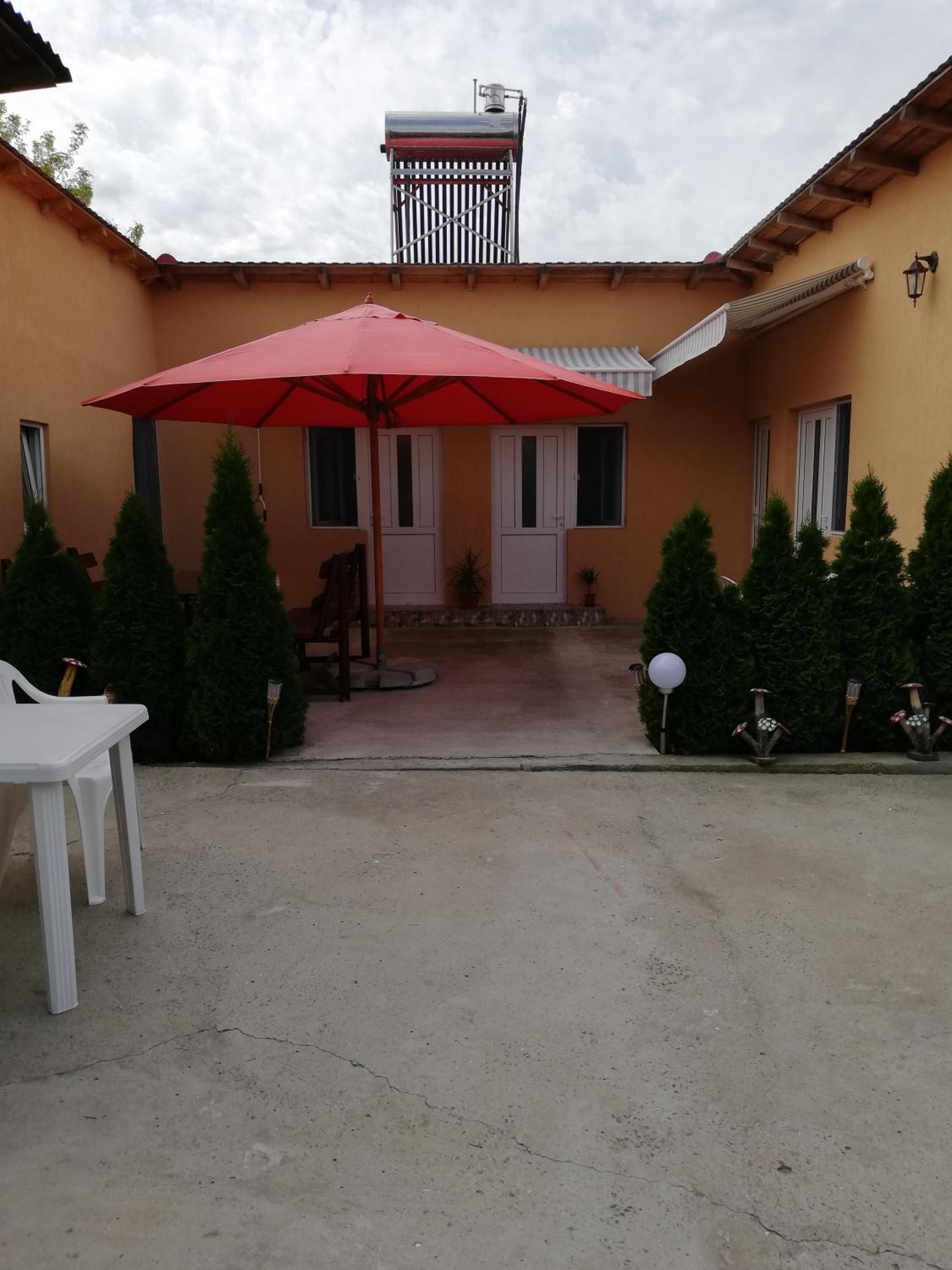 Photo 13