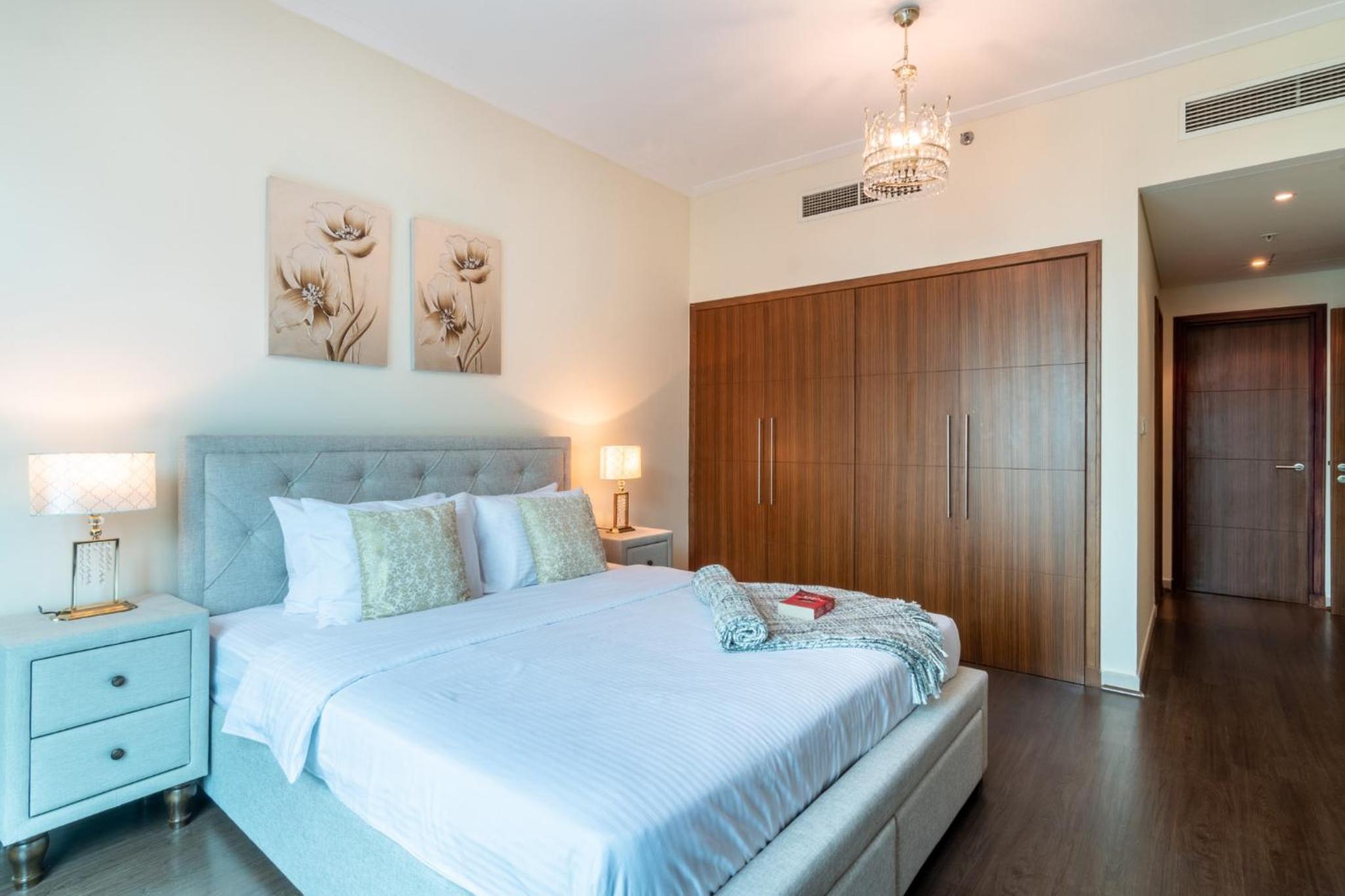 The Smart Concierge - Marina Promenade