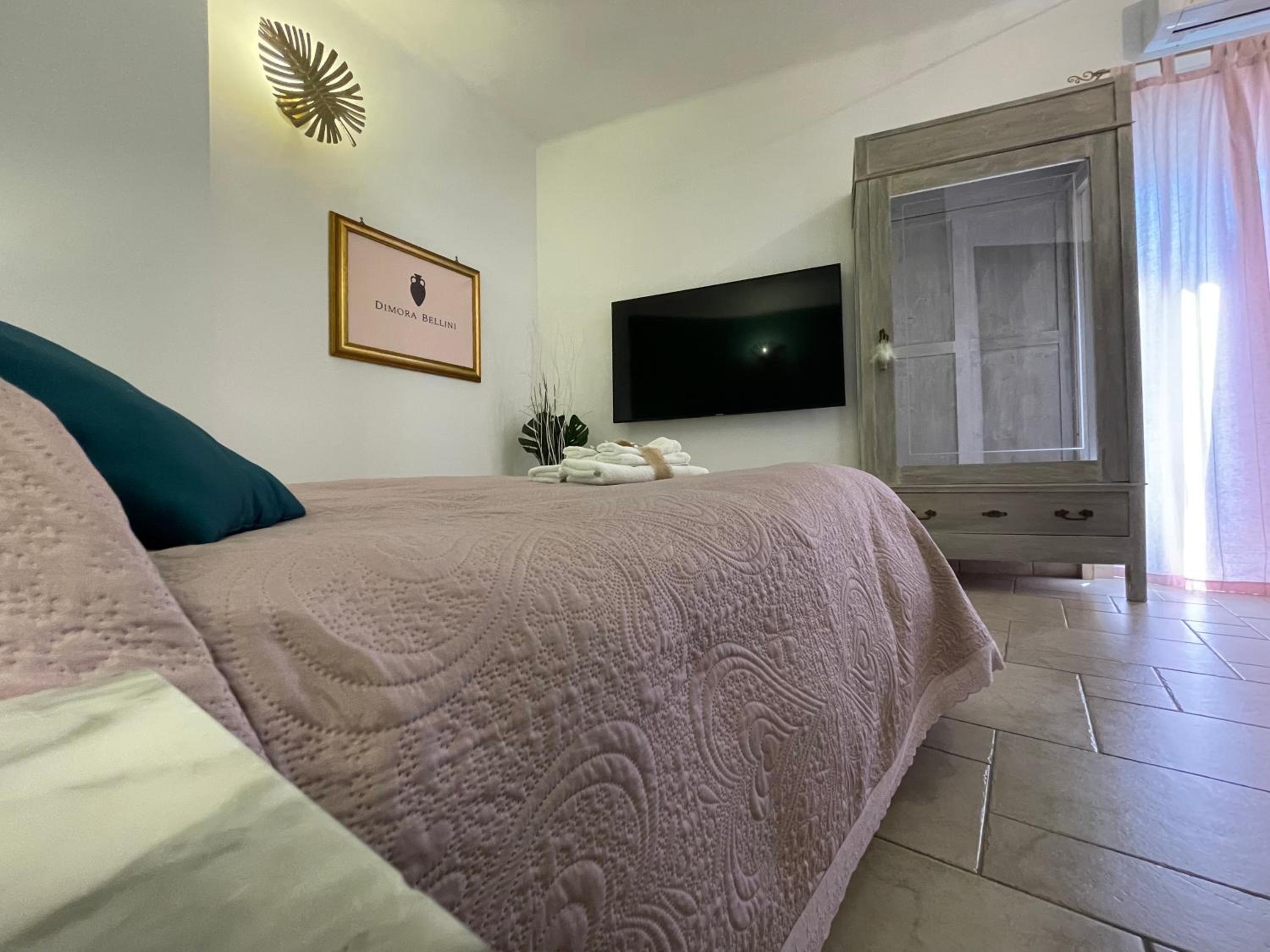 Dimora Bellini Apartment and Rooms view 5