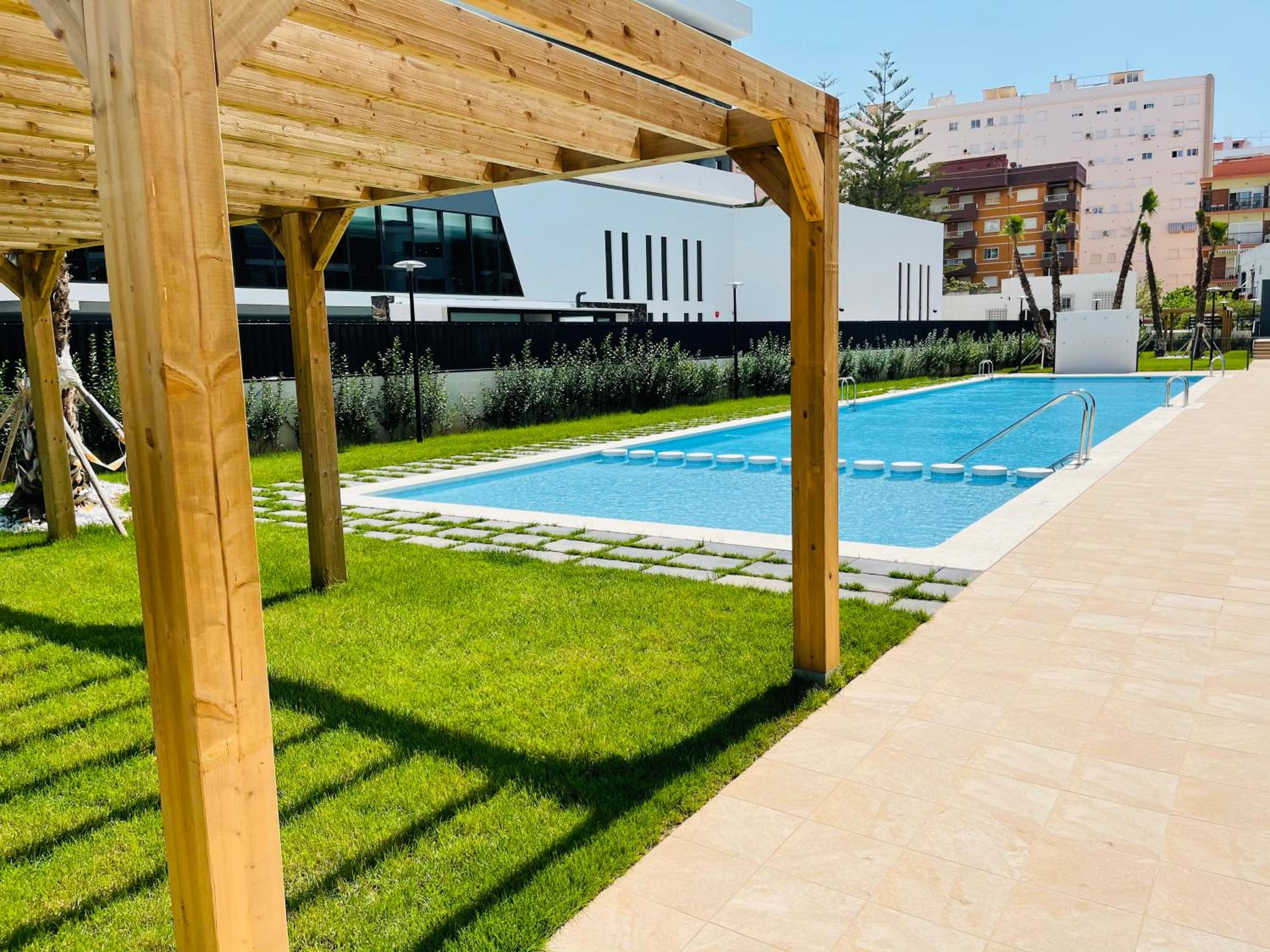 Apartamento nuevo junto al mar con plaza de garaje!! Perfecto para familias photo 2