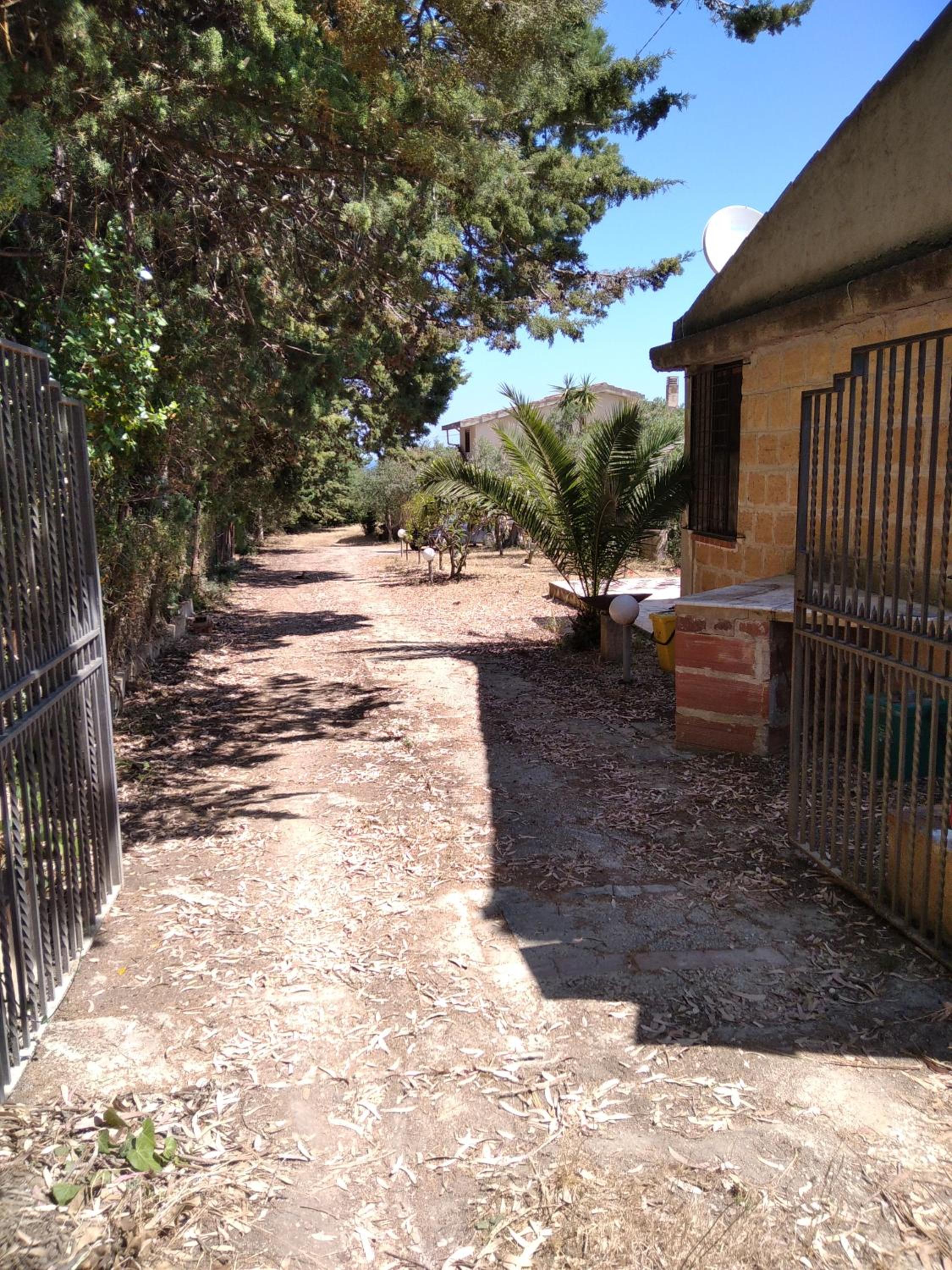 Photo 34
