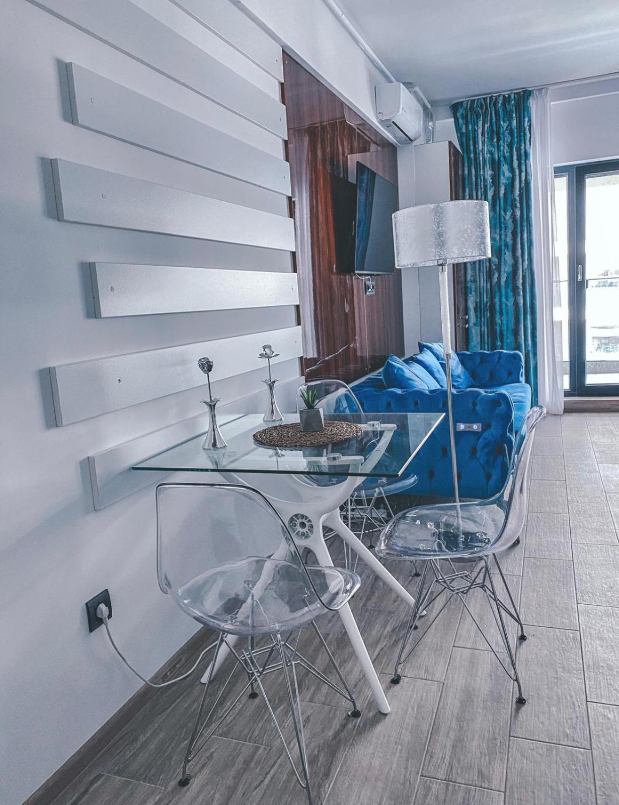 Mamaia Luxury Studio Apartment V view 5