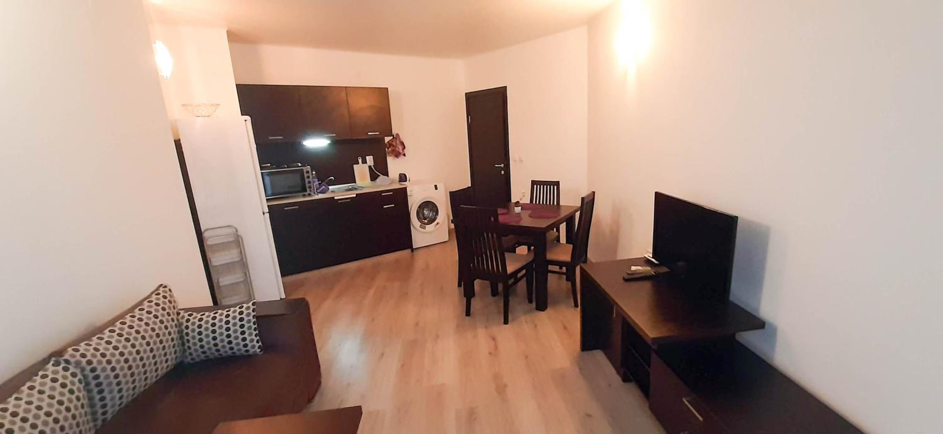 Apartment in Atlantis view 4