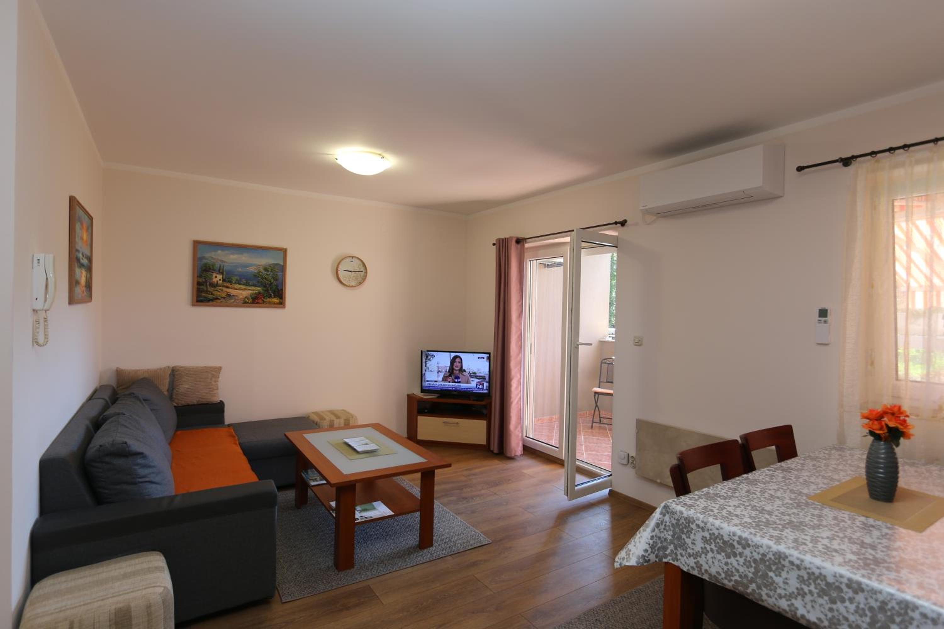 Apartment Boltar view 2