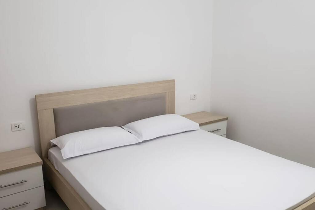 SARANDA TERRACES Ideal Holiday Apartment Rruga Mitat Hoxha