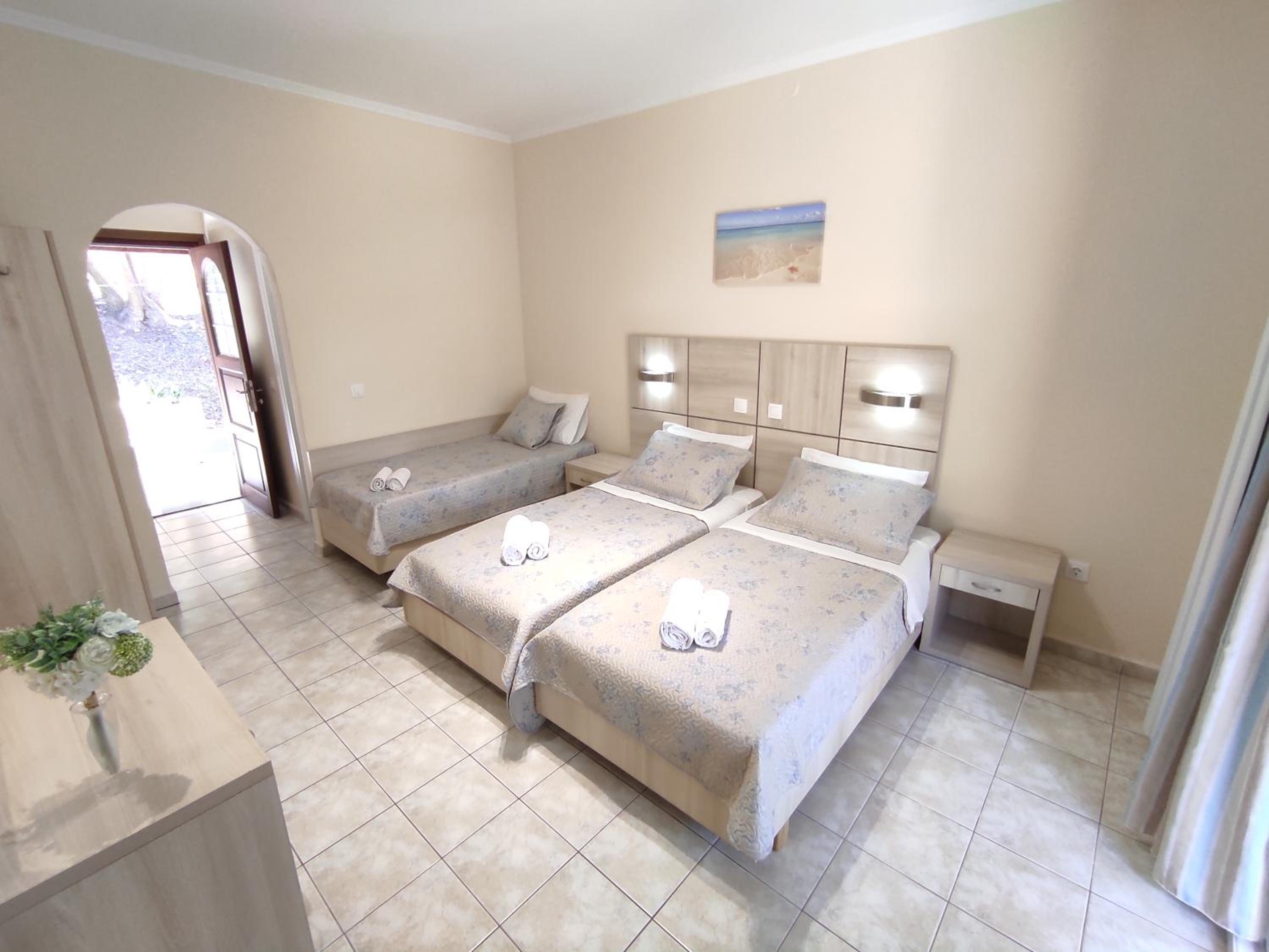 Villa Eleni - Studios view 3