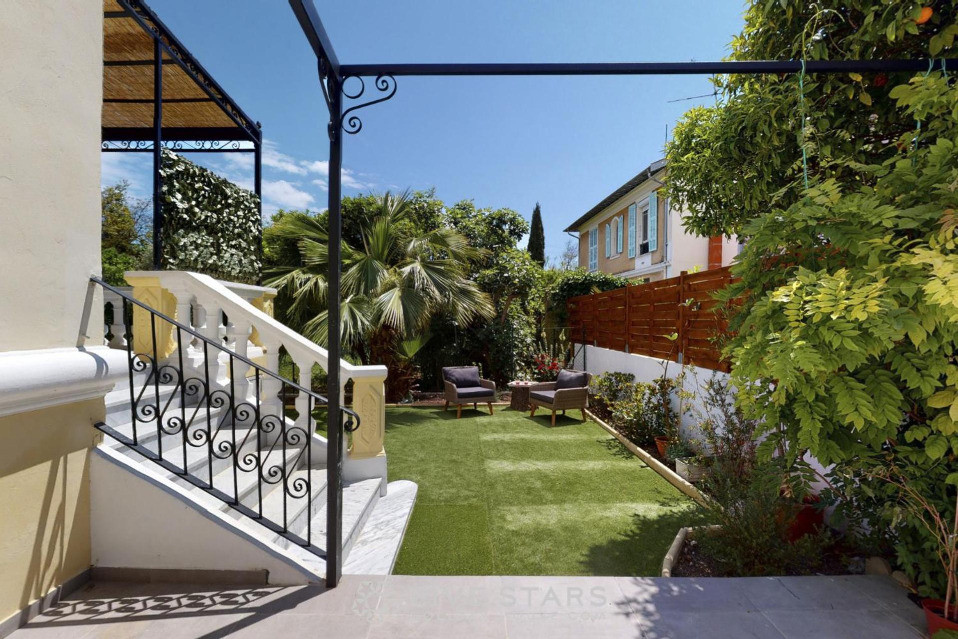 Villa Capriciosa - Five Stars Holiday House view 5