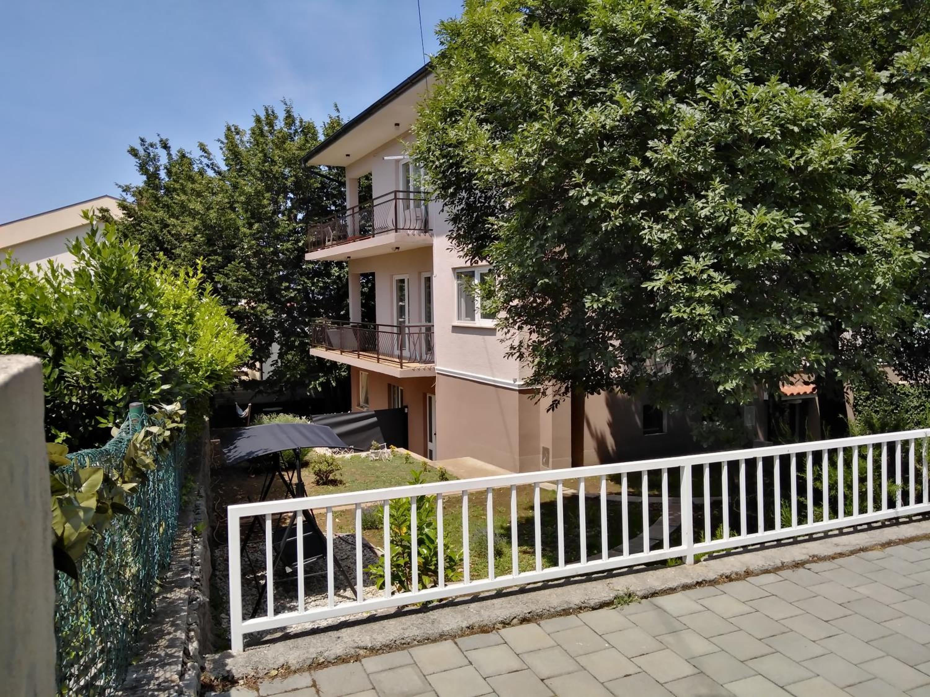 Apartments Sabo view 3