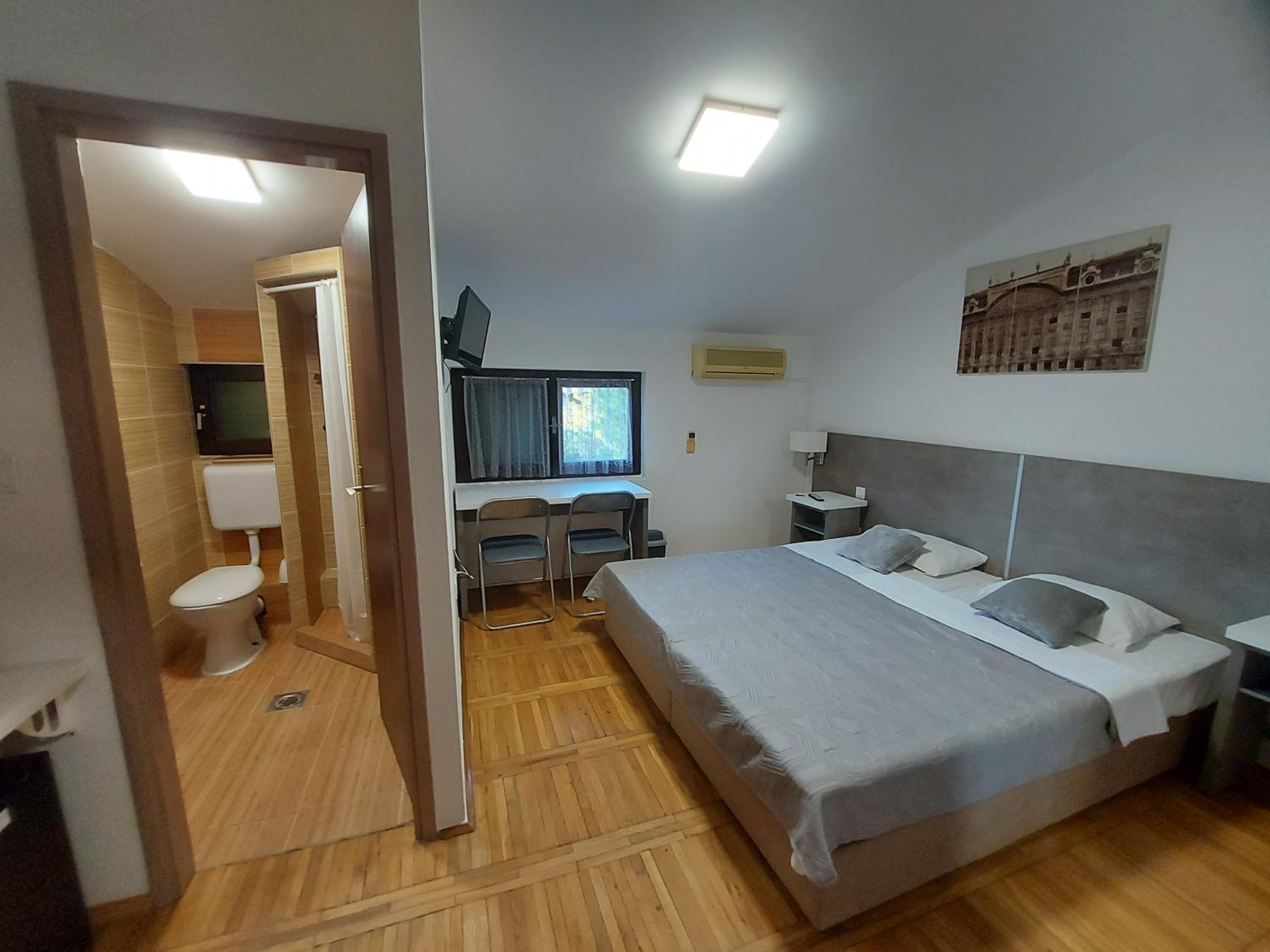 Photo 20