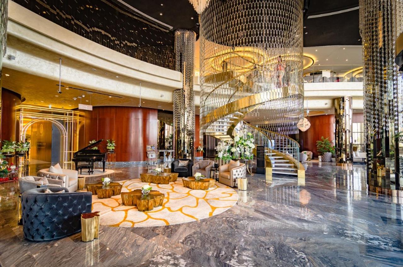 Royal Club By RVHR, Paramount Tower B, Business Bay