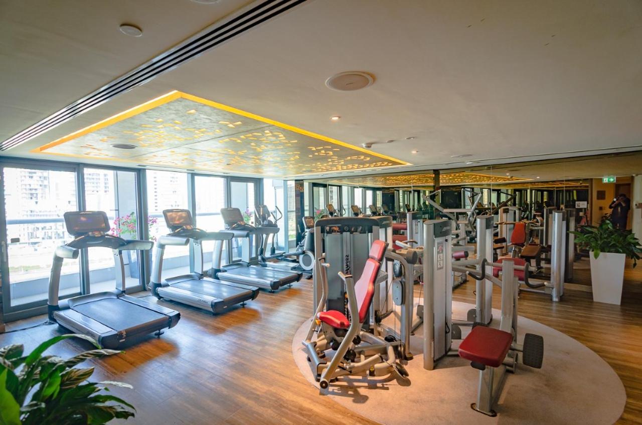 Royal Club By RVHR, Paramount Tower B, Business Bay