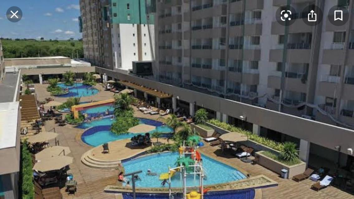 Olimpia Park Resort flat para até 5 pessoas