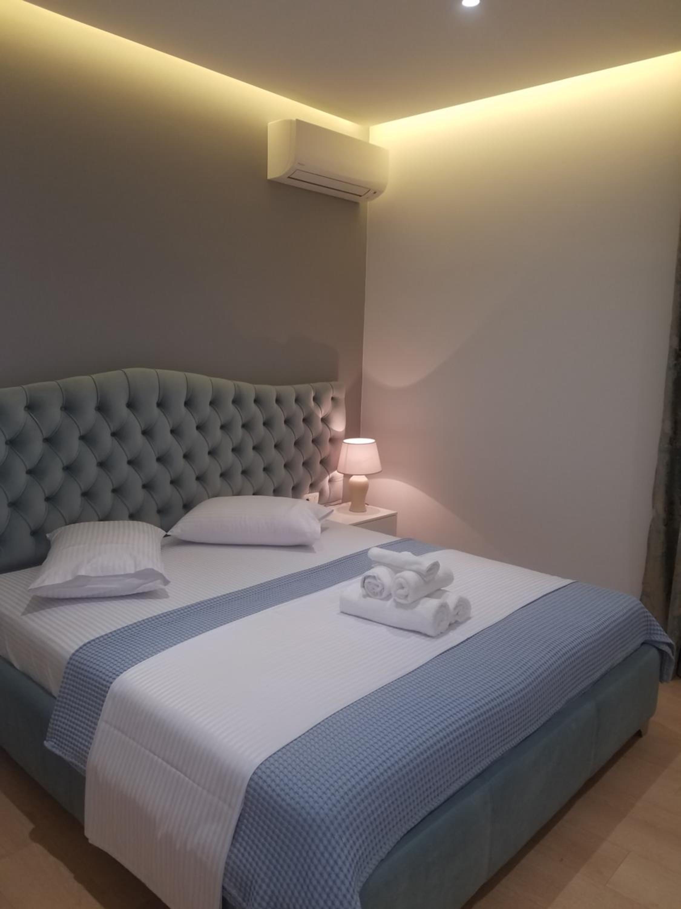 Dani's Apartments