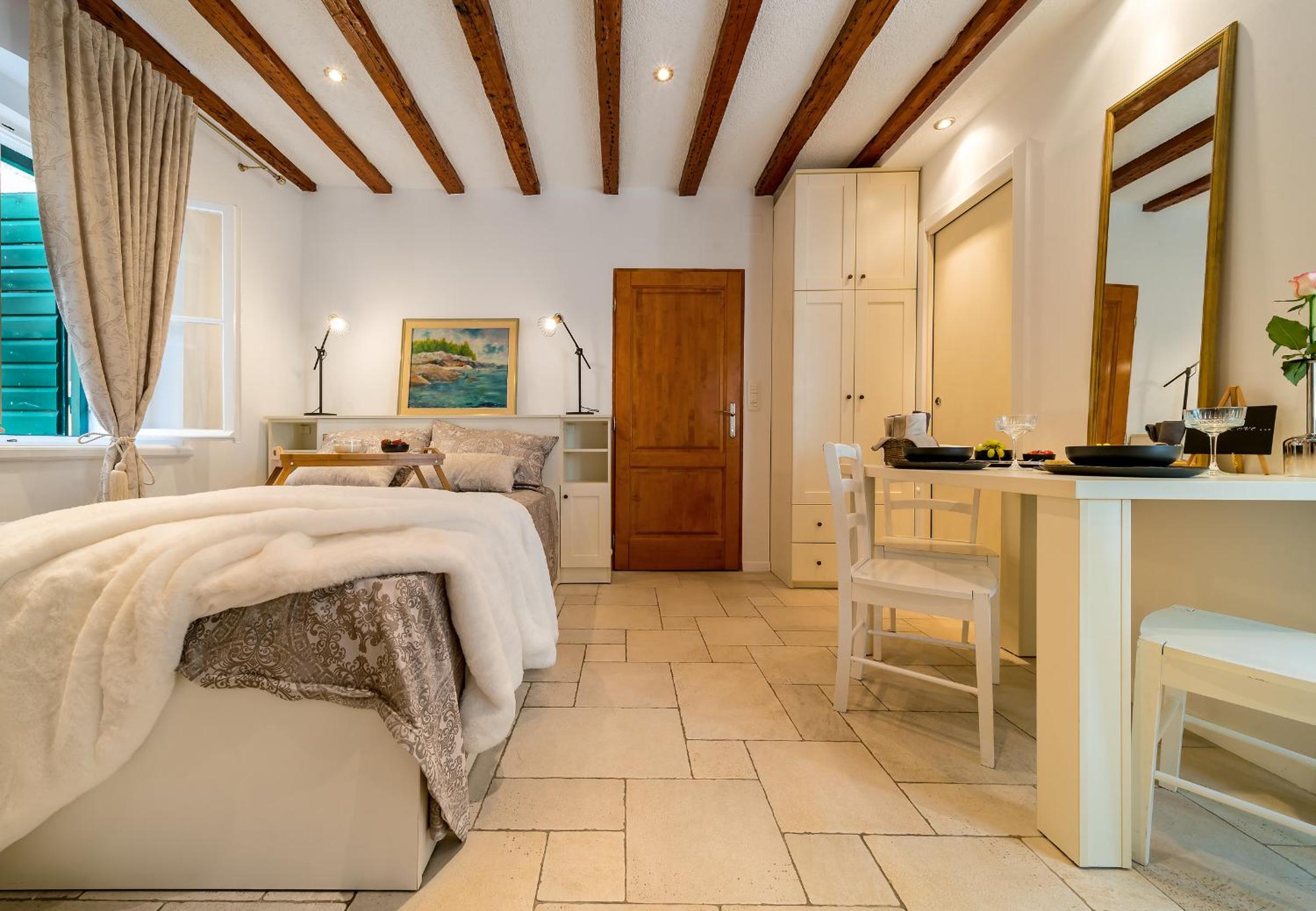 Charming Old Town Apartment Pjaca Split