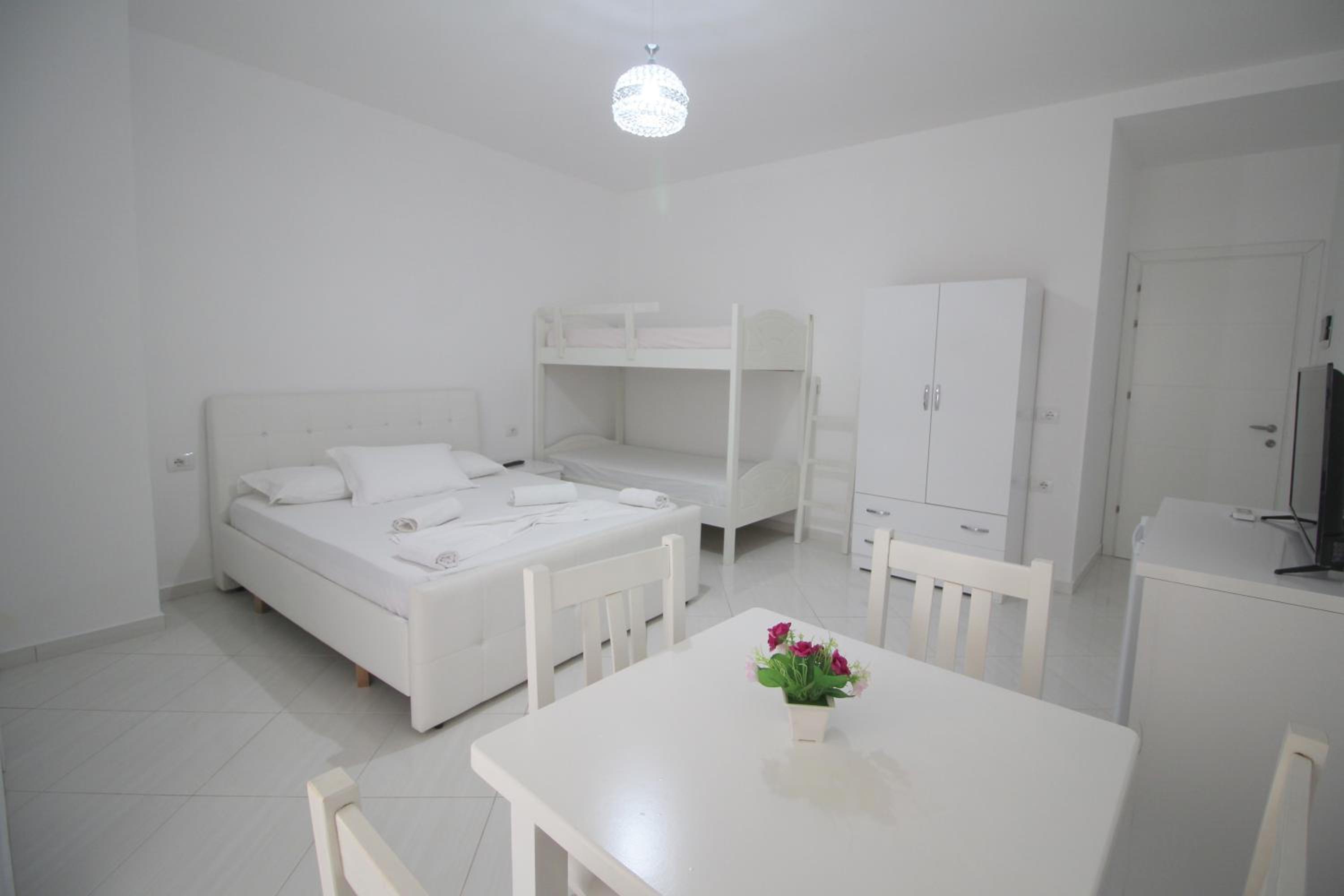 Eleana Apartments
