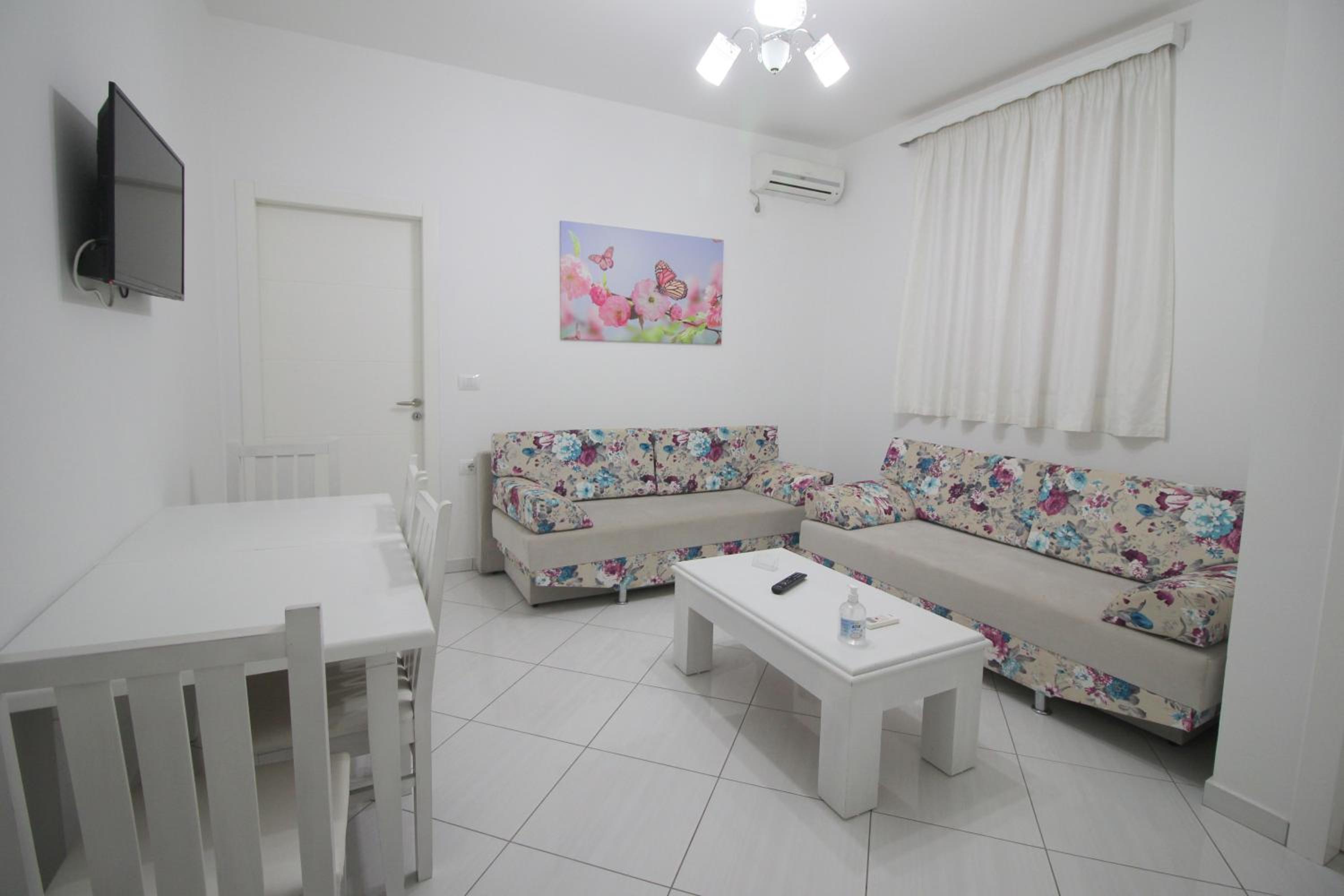 Eleana Apartments