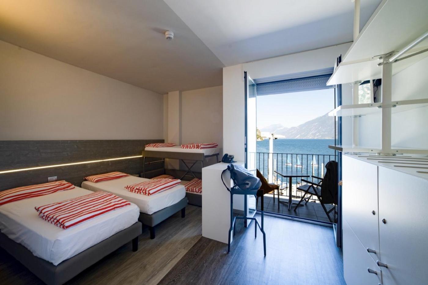 Campione Univela Hostel