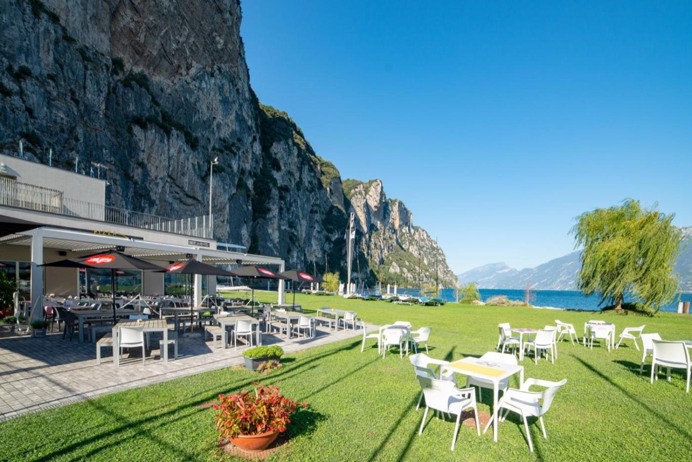 Campione Univela Hostel