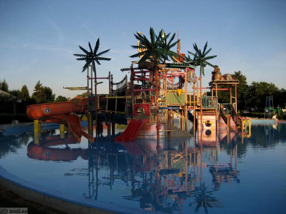 children's play area