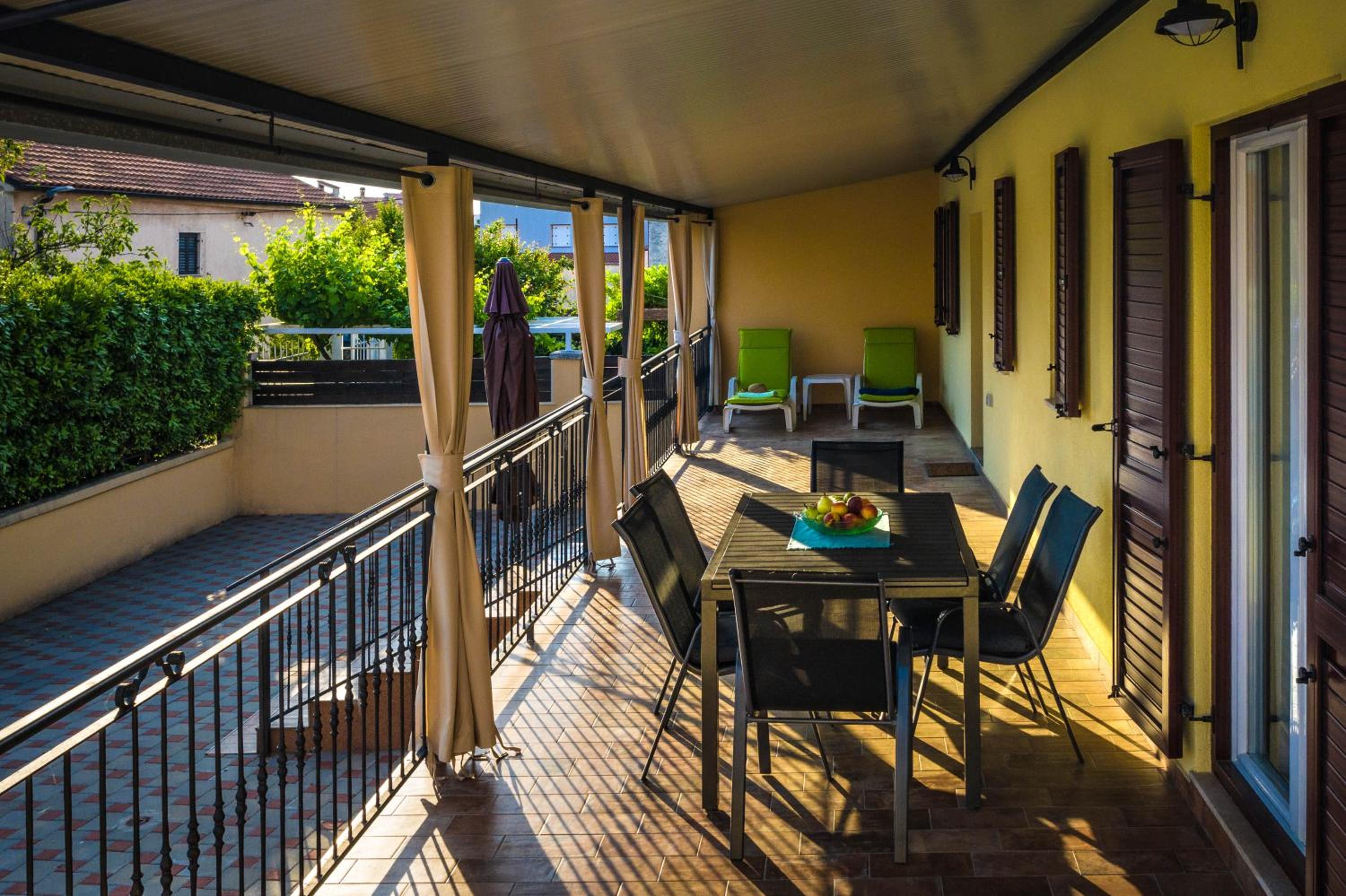 Vacation house Maria, big garden, private parking view 3