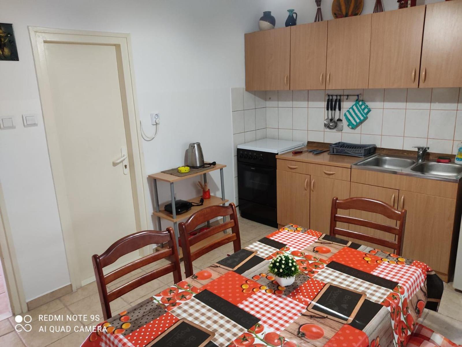 Apartmani Iva view 5