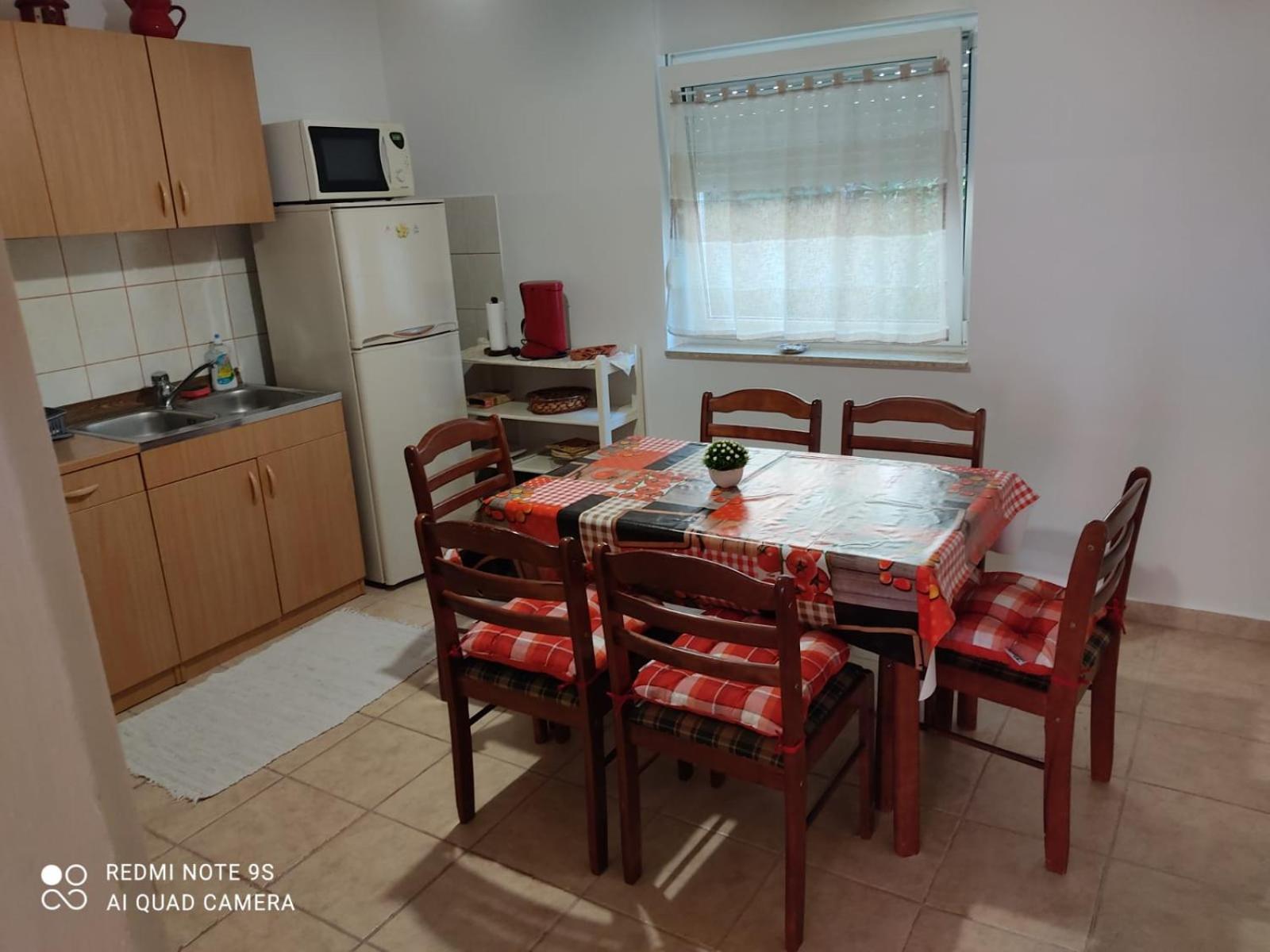 Apartmani Iva view 4